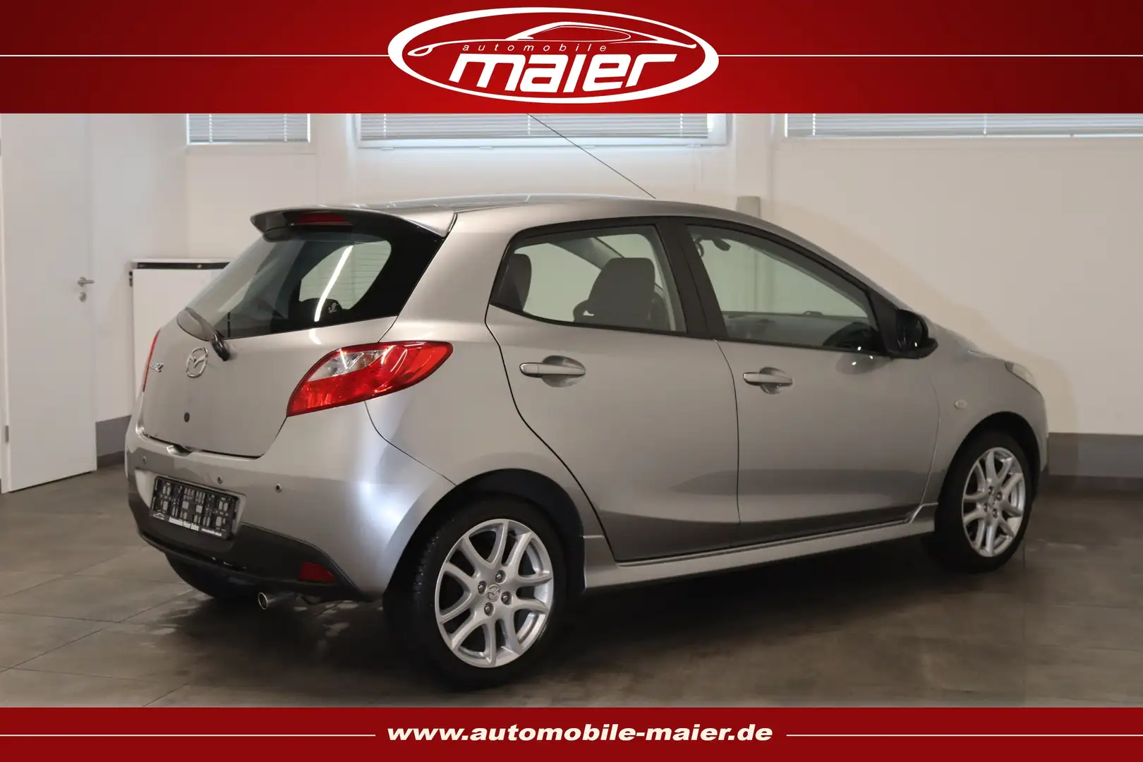 Mazda 2 1.5 Sport-Line-Tempo-Klimaautomatik-SHZ-PDC- Silber - 2