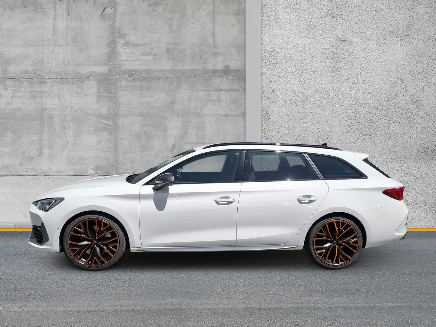 CUPRA Leon Sportstourer VZ 4Drive BEATS LEDER AHK 19" Weiß - 2