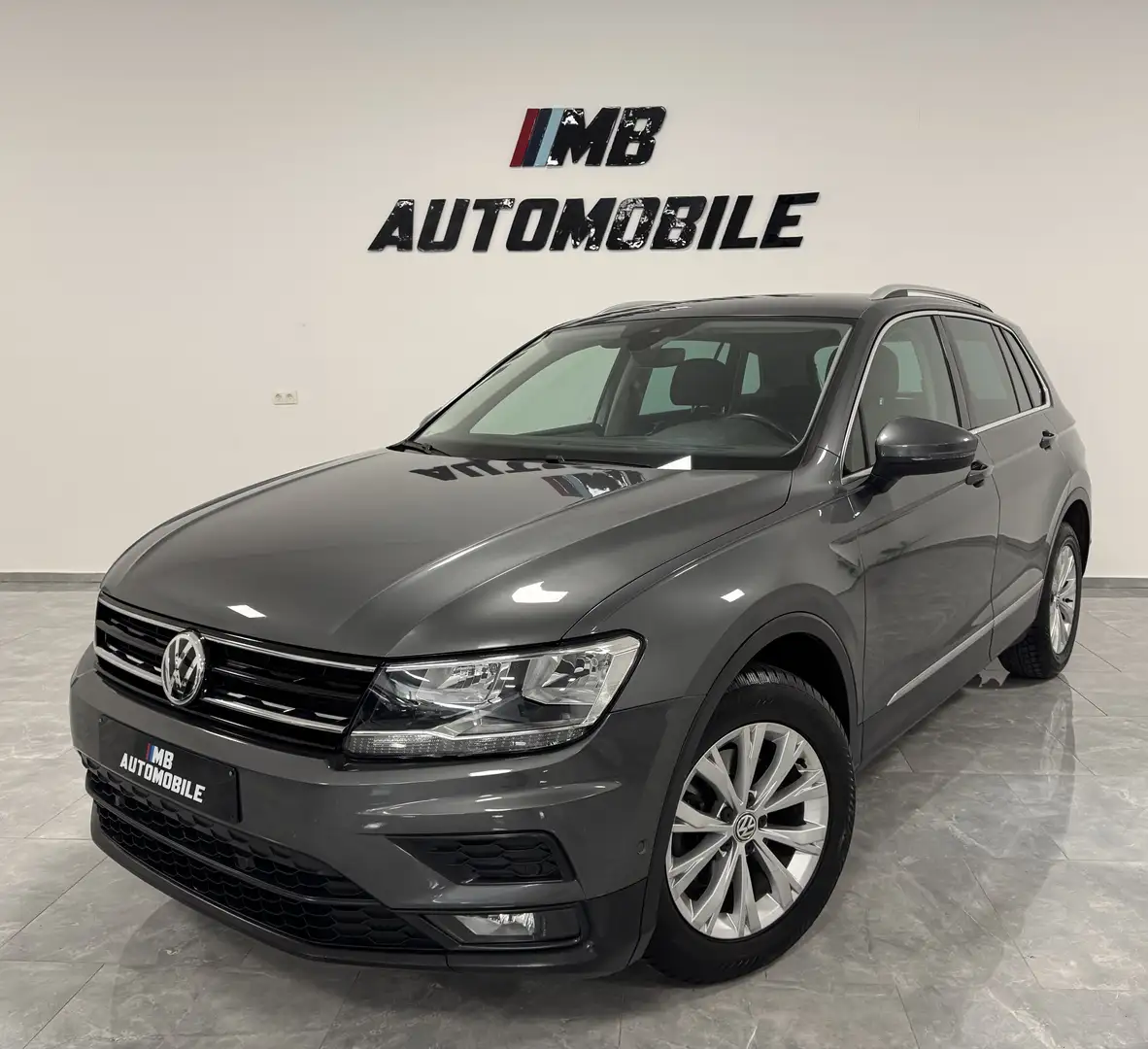 Volkswagen Tiguan 1.5 tfsi*clim bi-zone* navi*camera*garantie Gris - 1