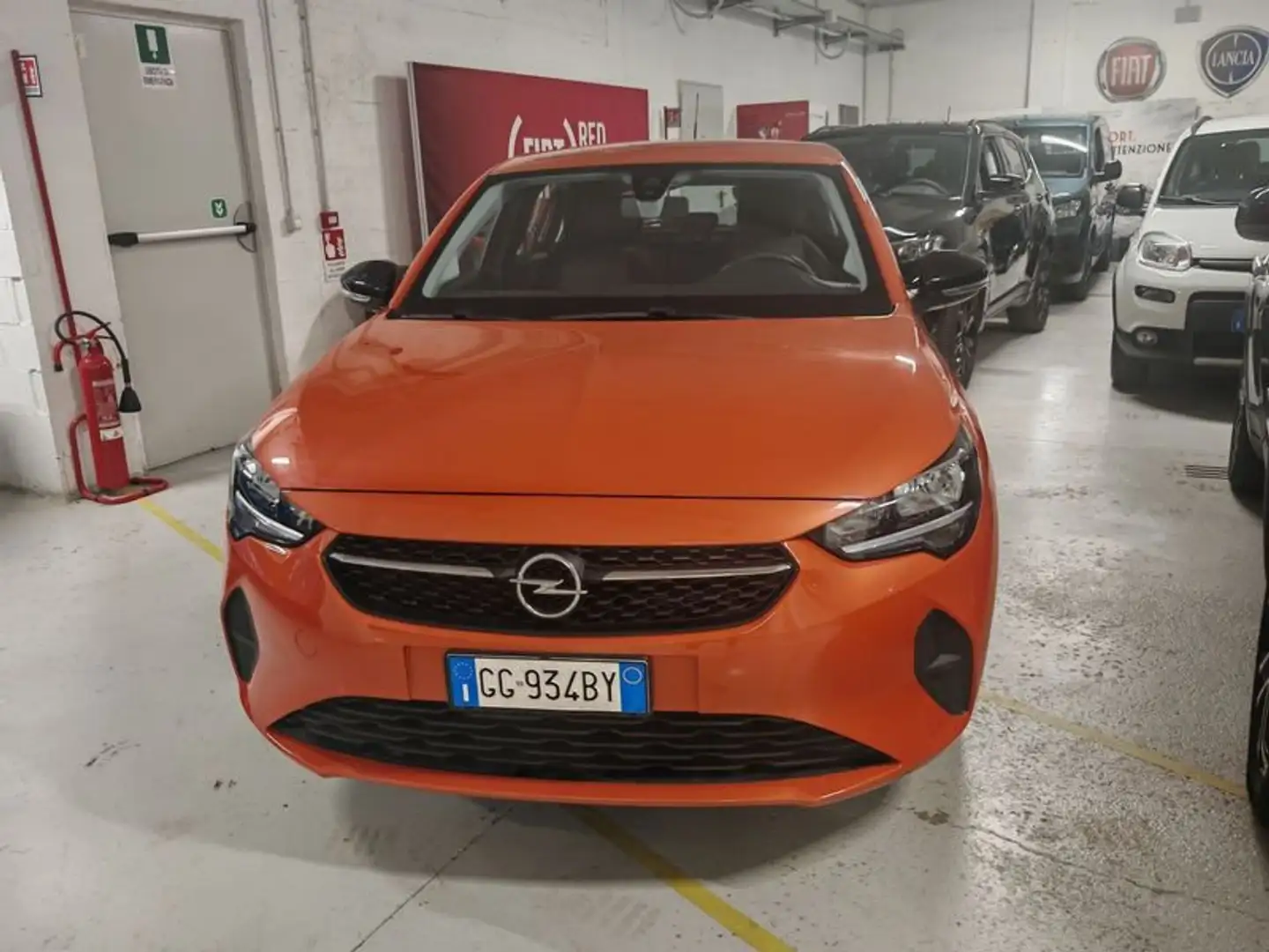 Opel Corsa 1.2 Edition Naranja - 2
