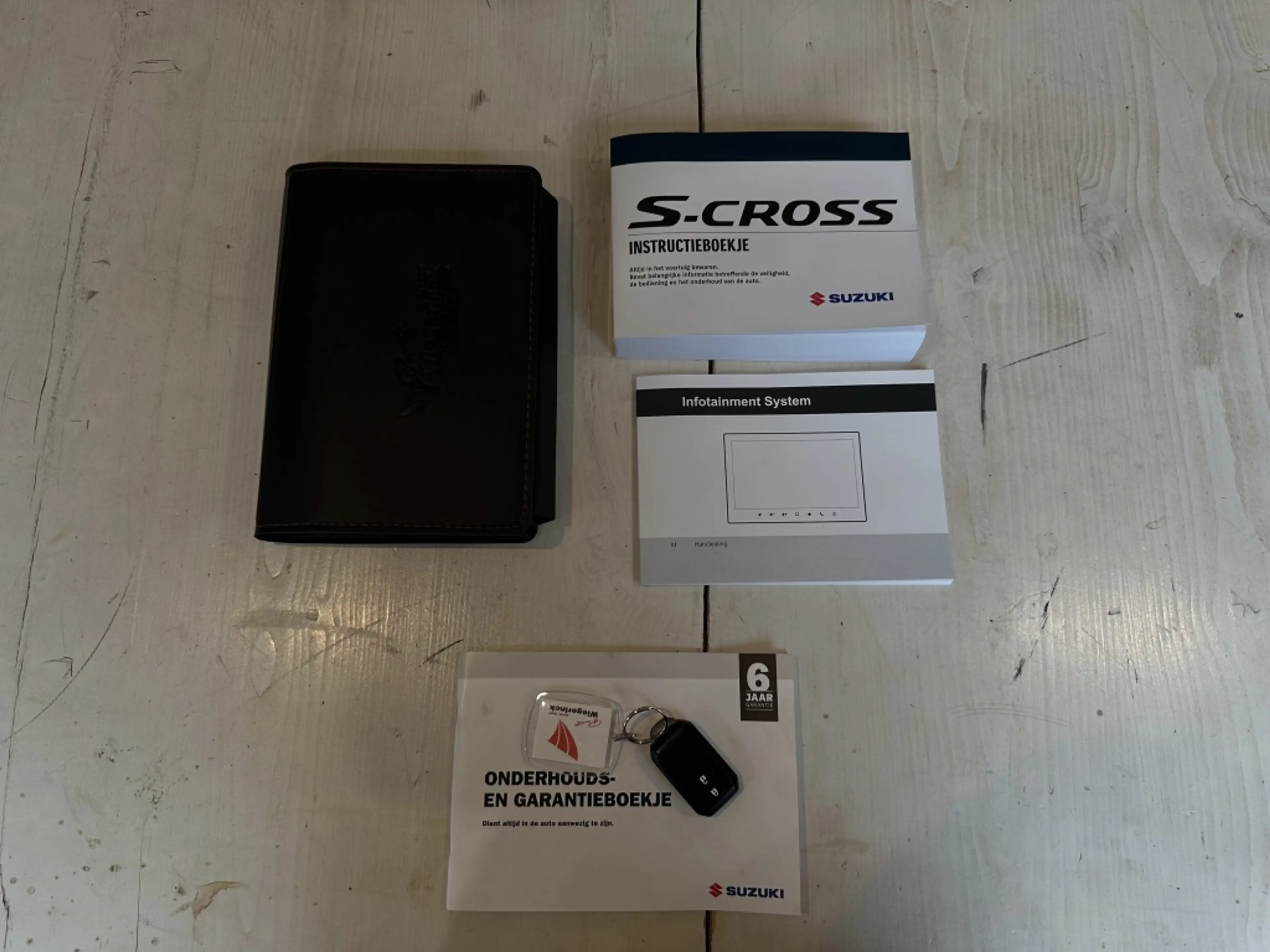 Suzuki S-Cross 1.4 Boosterjet Select Hybrid [ CAMERA I CLIMA I CA — photo 26