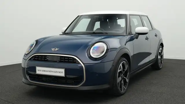 MINI Cooper C Favoured Trim