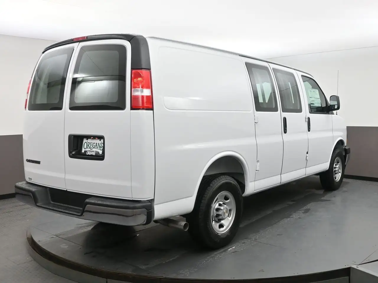 Chevrolet Express 2500 снимка Chevrolet Express 2500