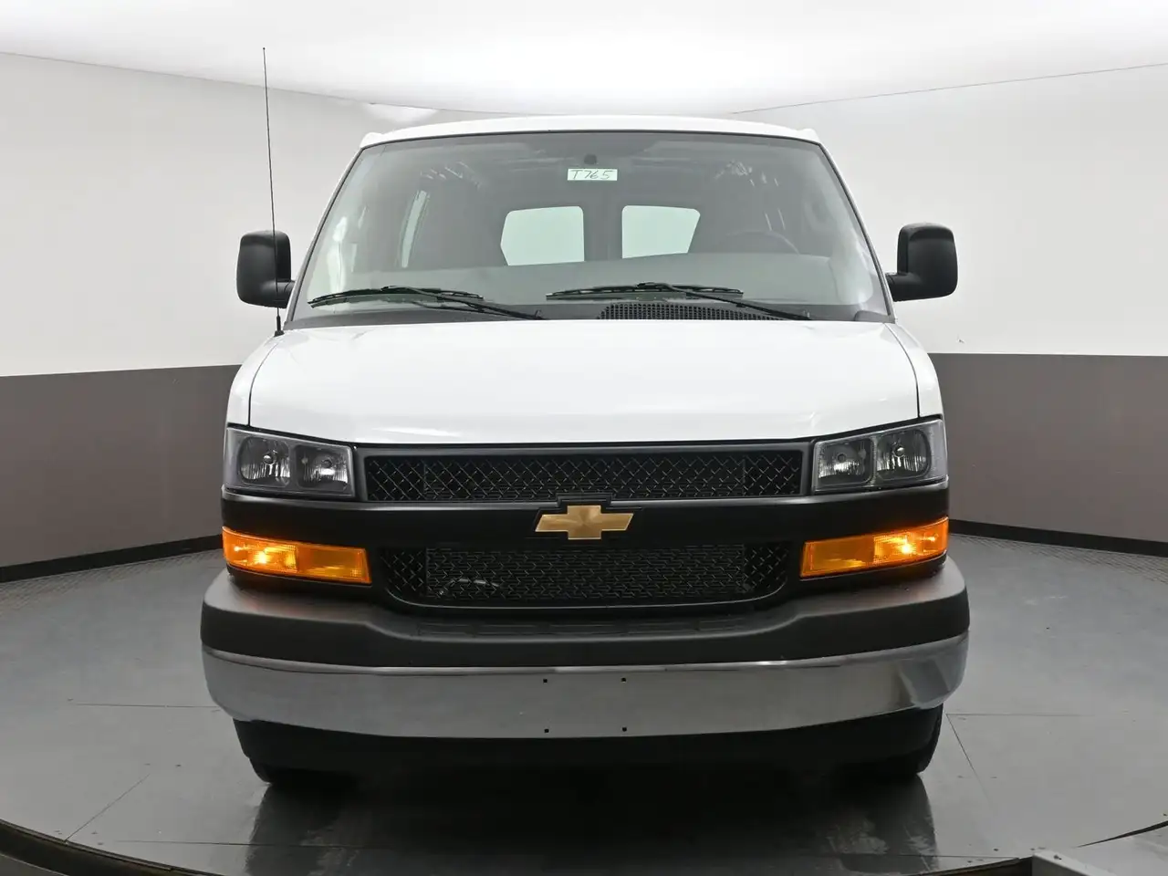 Chevrolet Express 2500 снимка Chevrolet Express 2500