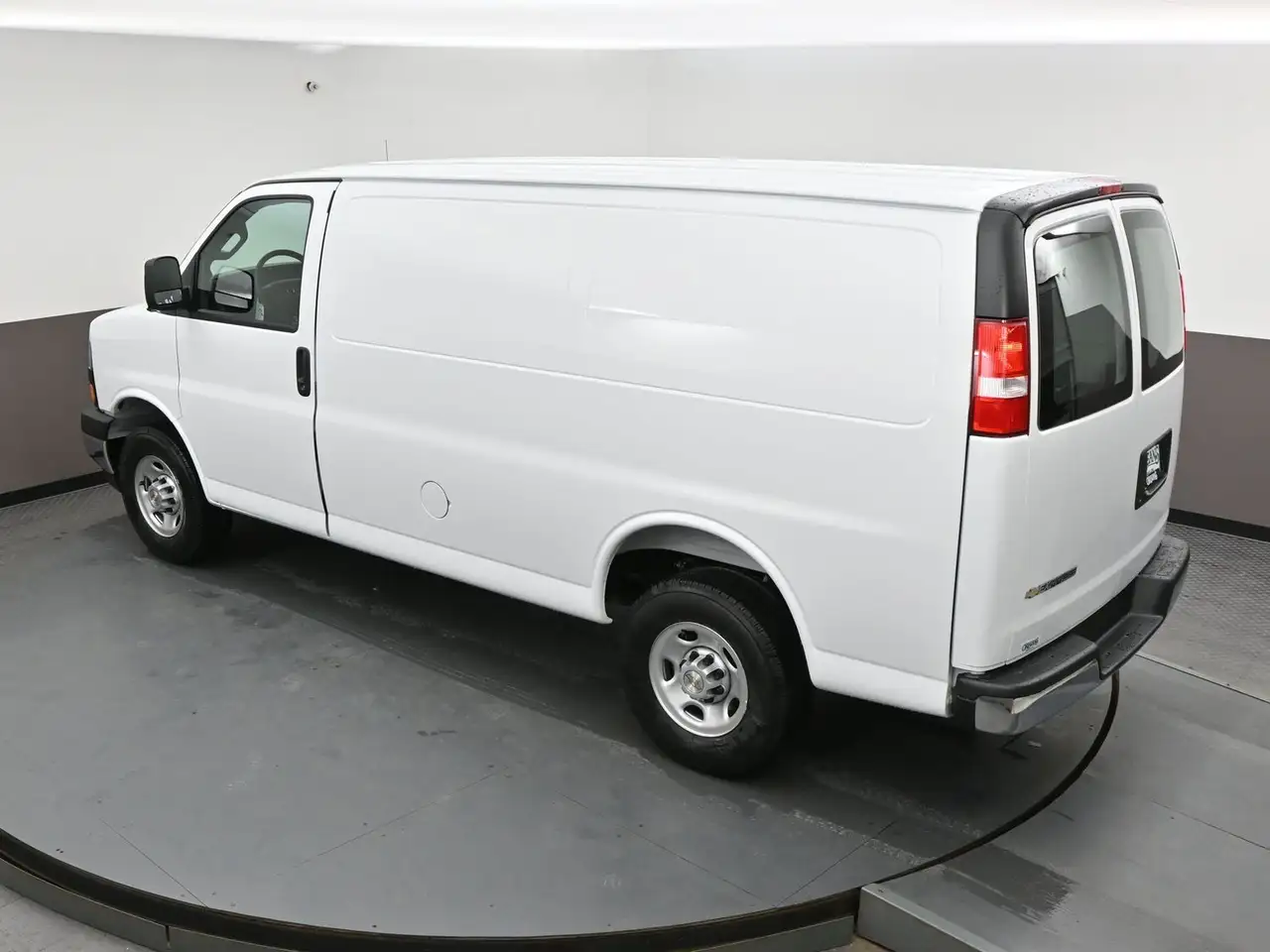 Chevrolet Express 2500 снимка Chevrolet Express 2500