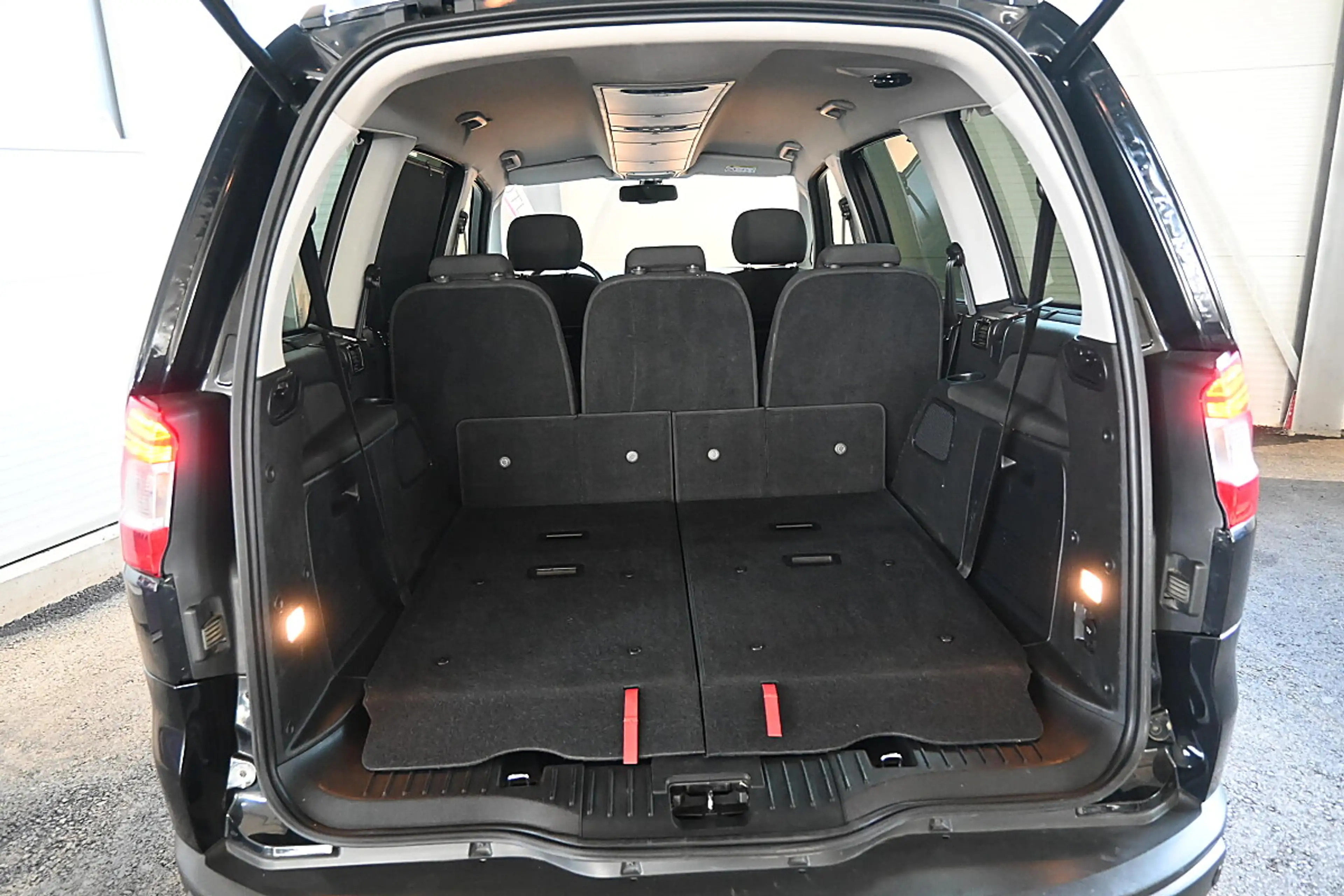 Ford Galaxy Business Plus 2,0l TDCi/DPF 103KW — photo 8