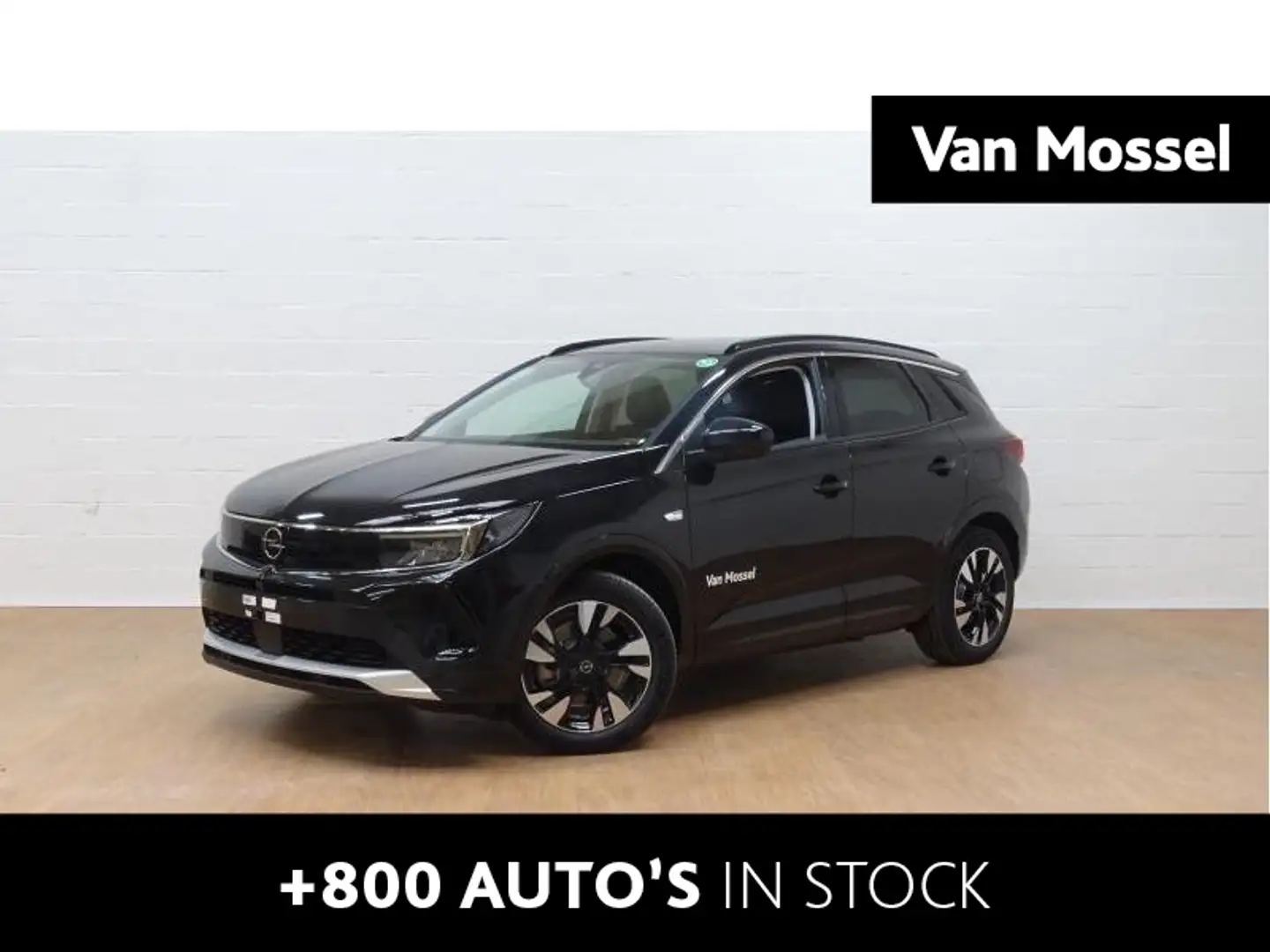 Opel Grandland 1.6T Business Elegance Hybrid Nero - 1