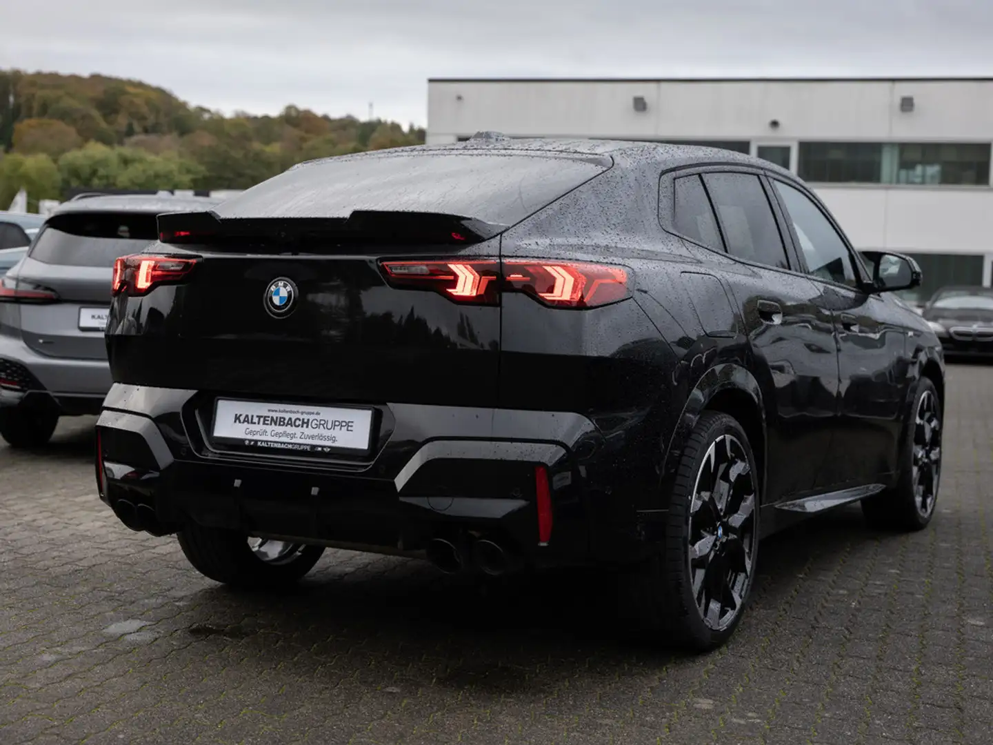 BMW X2 M 35i M-Sport Pro 360° LED HUD ACC NAVI H/K Zwart - 2