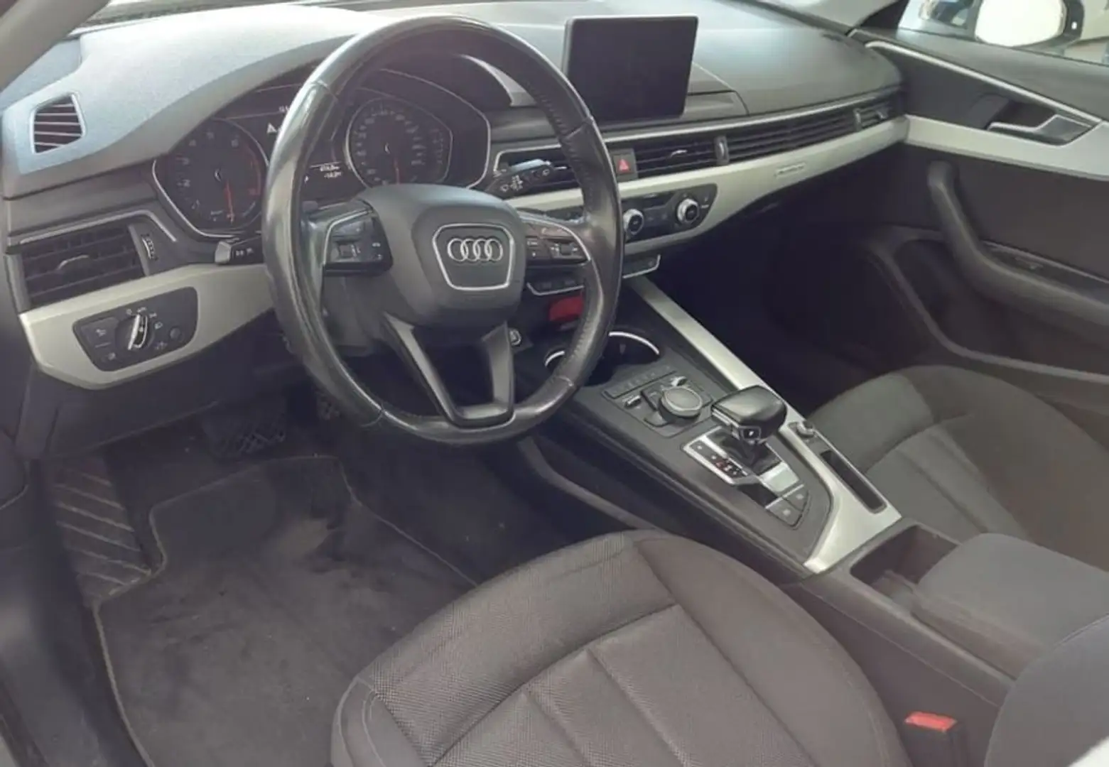 Audi A4 Avant Quattro MMI Navi, Xenon, LED, Sound System Zwart - 2