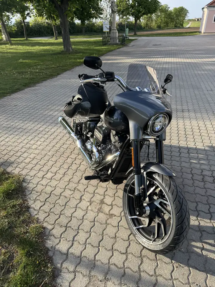 Harley-Davidson Sport Glide