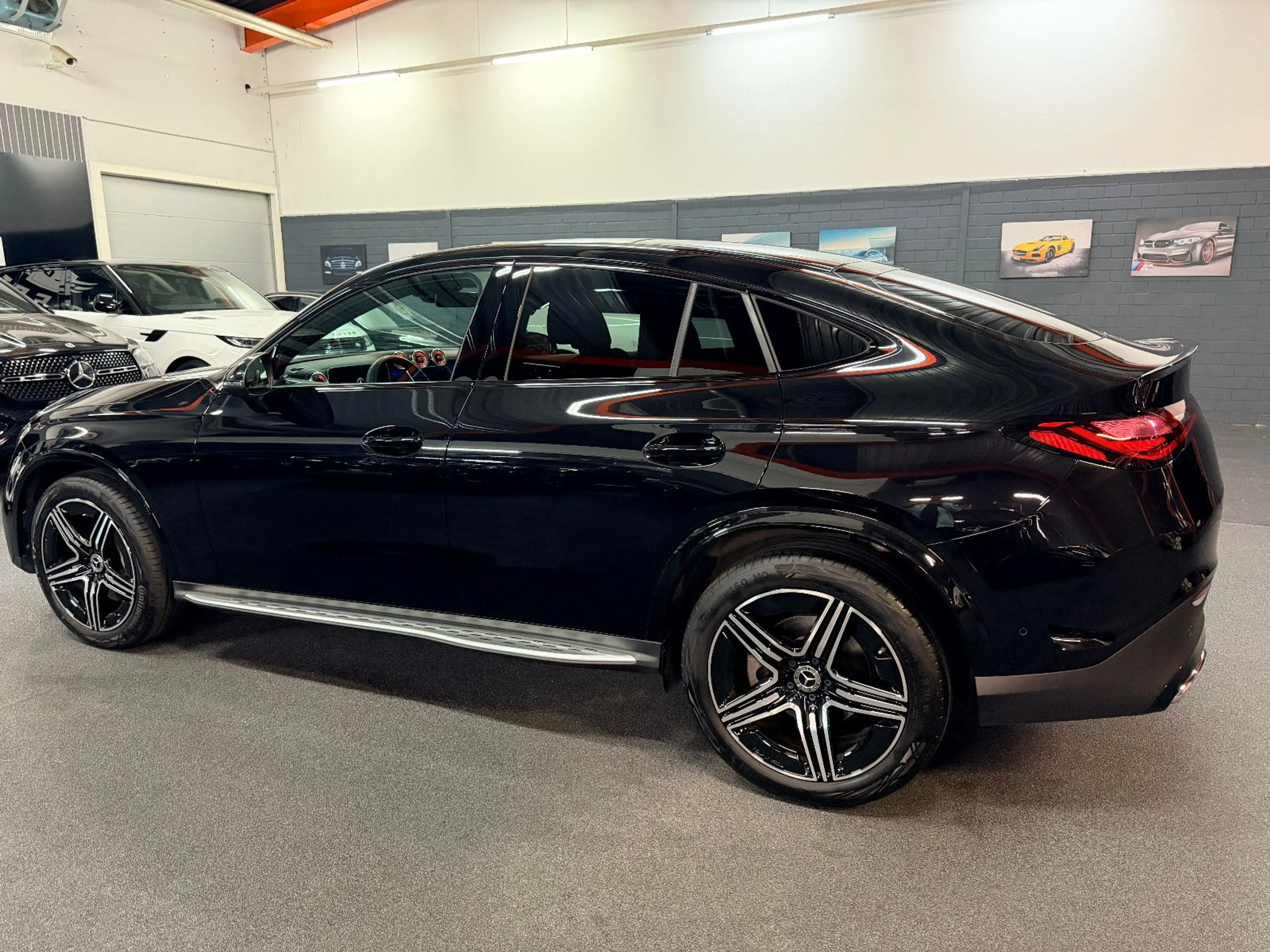 Mercedes-Benz GLC 300 d 4M Coupe AMG DISTR/PANO/LED/BURMES/AHK — photo 7