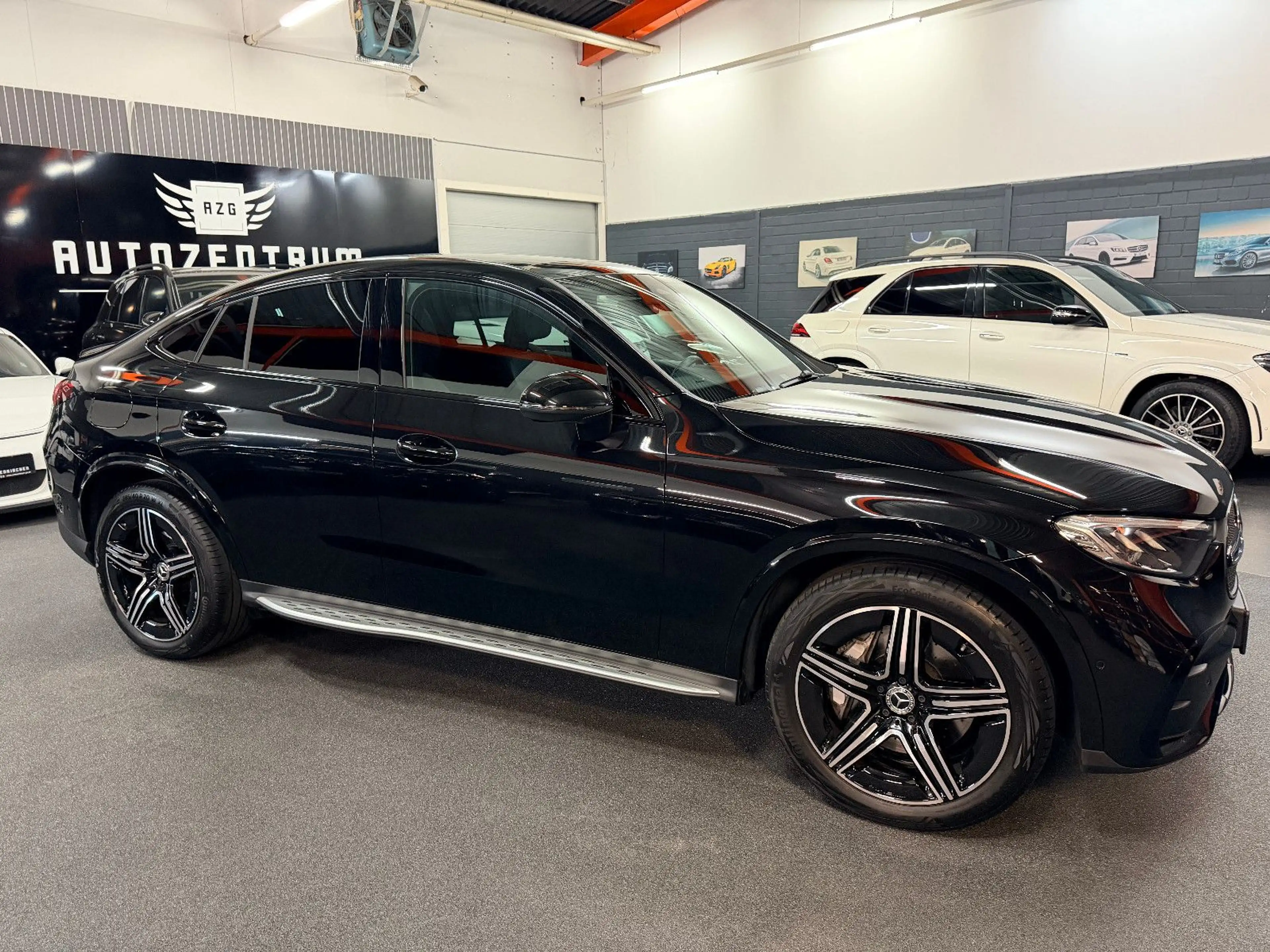 Mercedes-Benz GLC 300 d 4M Coupe AMG DISTR/PANO/LED/BURMES/AHK — photo 6
