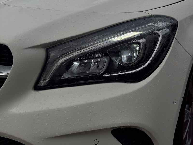 Mercedes-Benz CLA 180 Urban TEMPOMAT|SITZHEIZUNG|LED|AUTOM. — photo 2