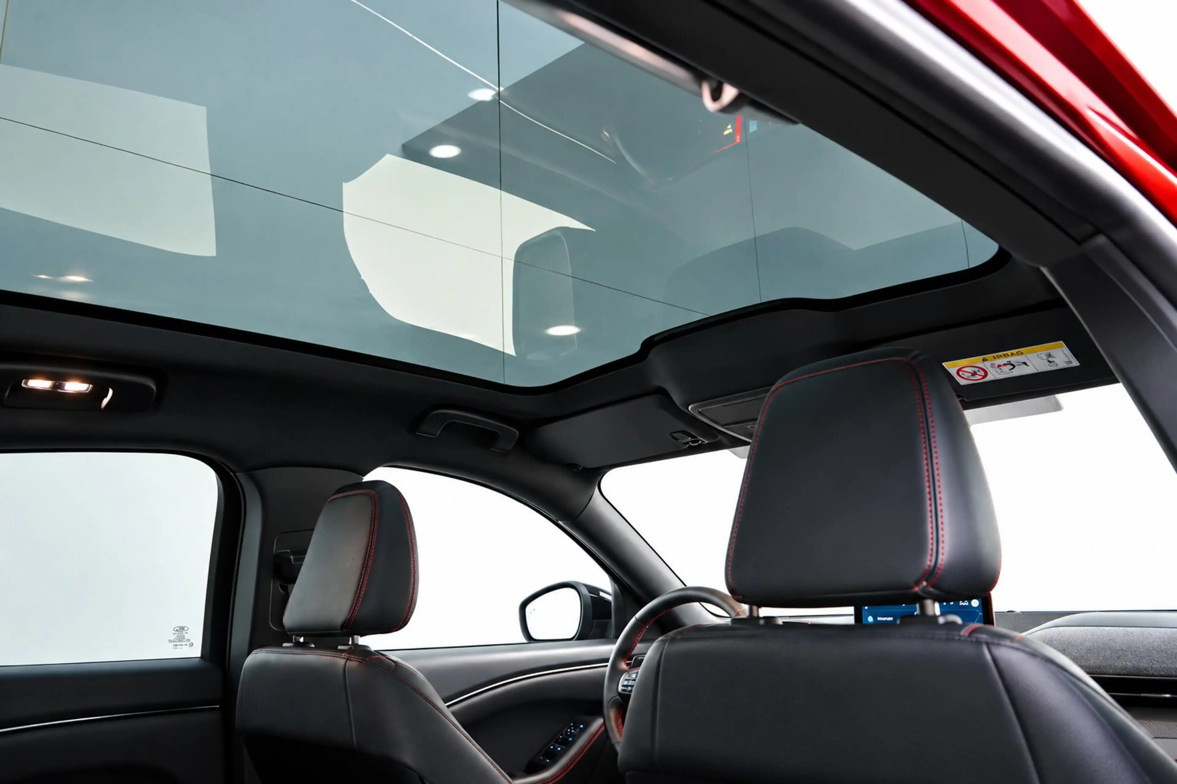Ford Mustang Mach-E Extended RWD 98 kWh 601km WLTP | Panoramadak | B&O — photo 6
