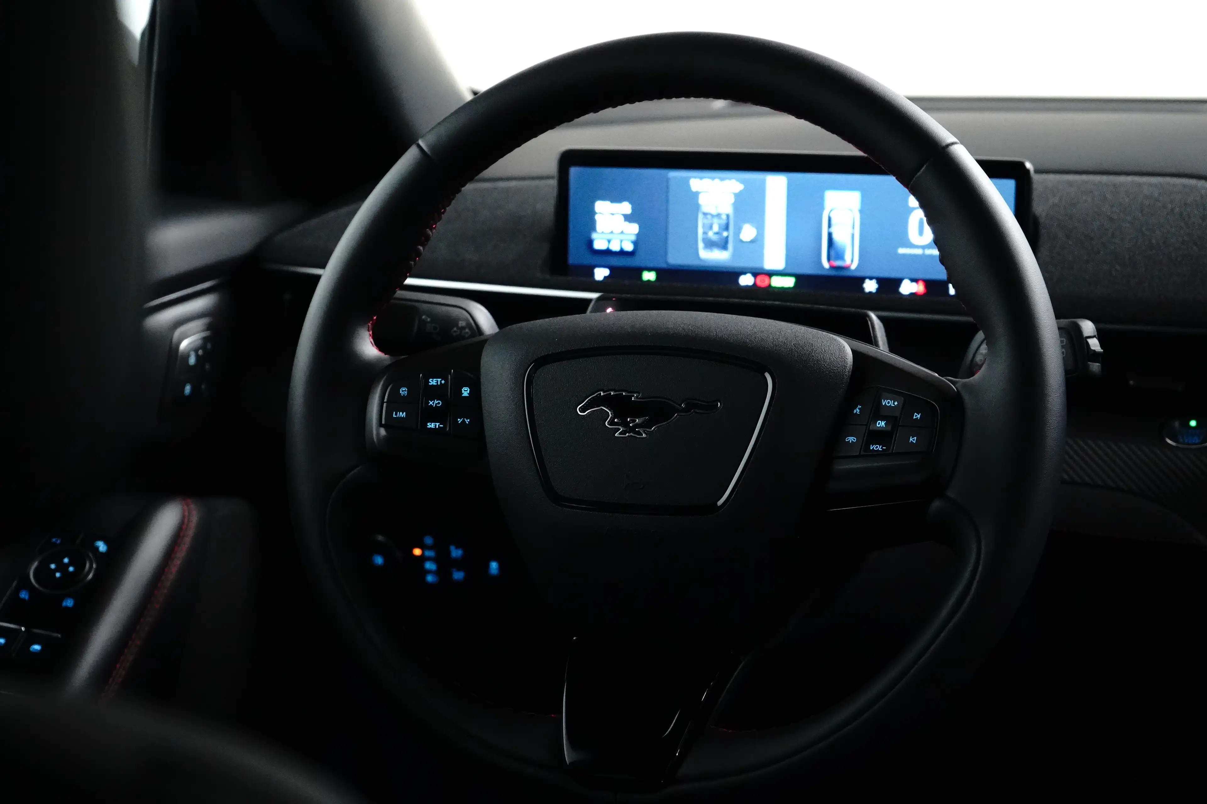 Ford Mustang Mach-E Extended RWD 98 kWh 601km WLTP | Panoramadak | B&O — photo 12
