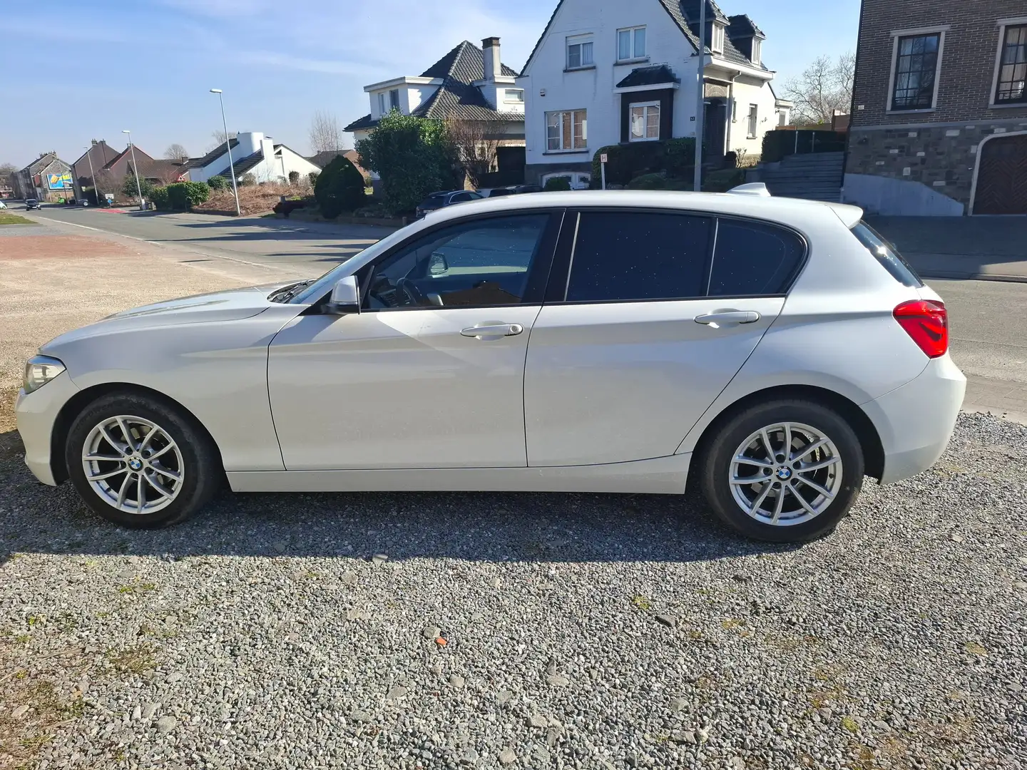 BMW 116 ESSENCE TEMOIN MOTEUR S'ALLUMER PAR FOIX Blanc - 1