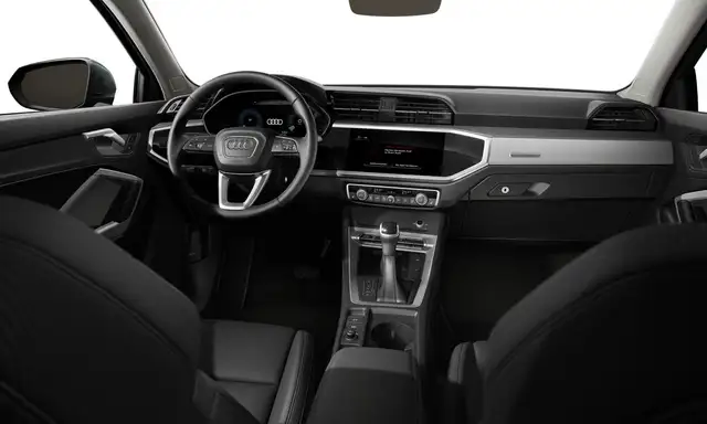 Audi Q3 view 4