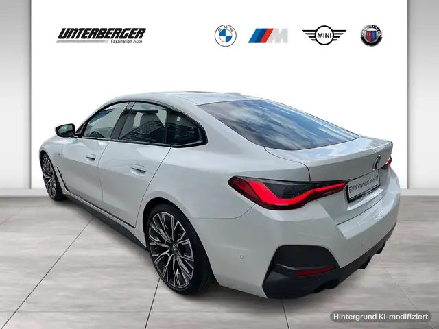 BMW 4 Series view 5