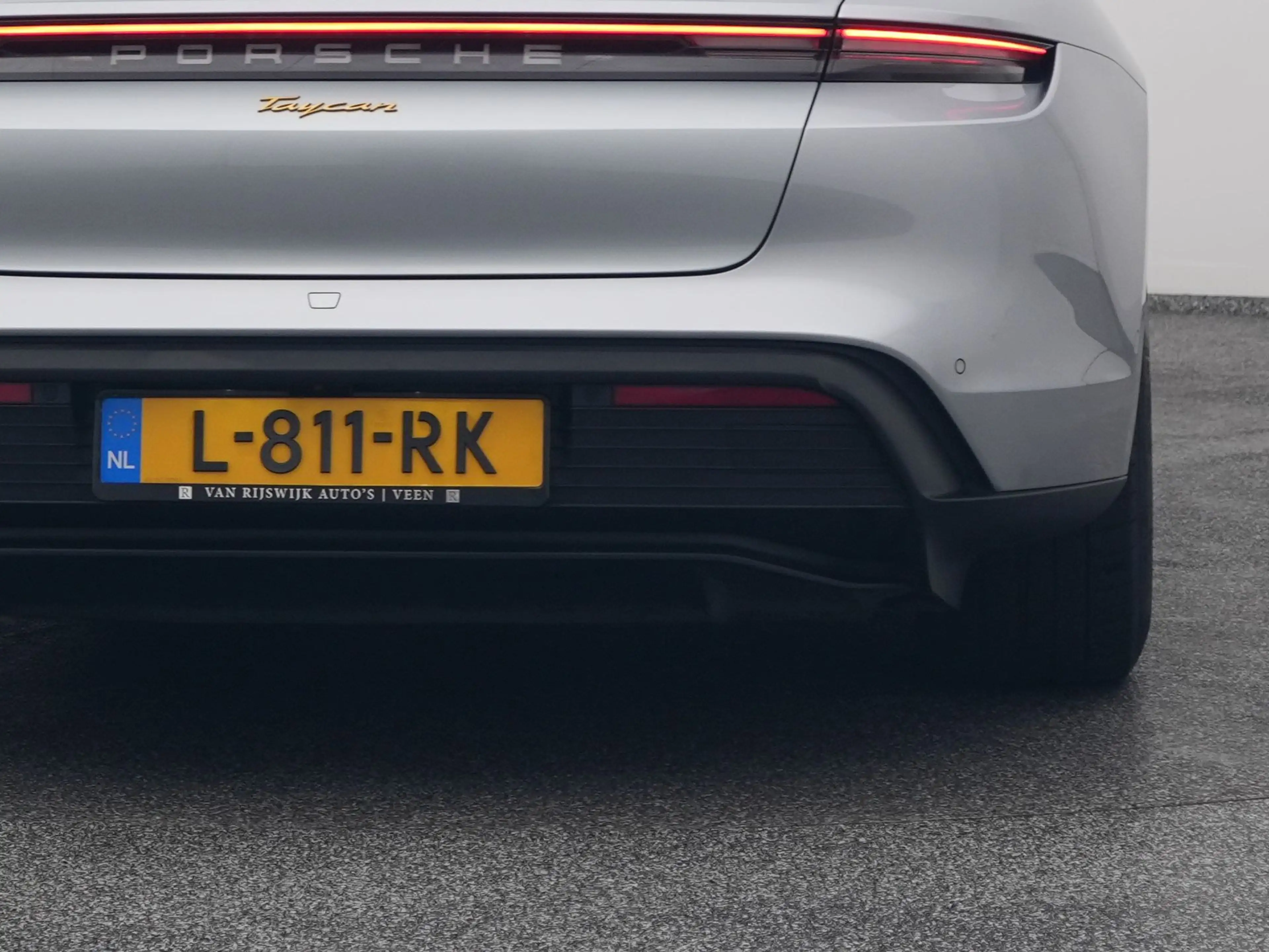 Porsche Taycan 79 kWh | CAMERA | LUCHTVERING | LEDER | KEYLESS — photo 21