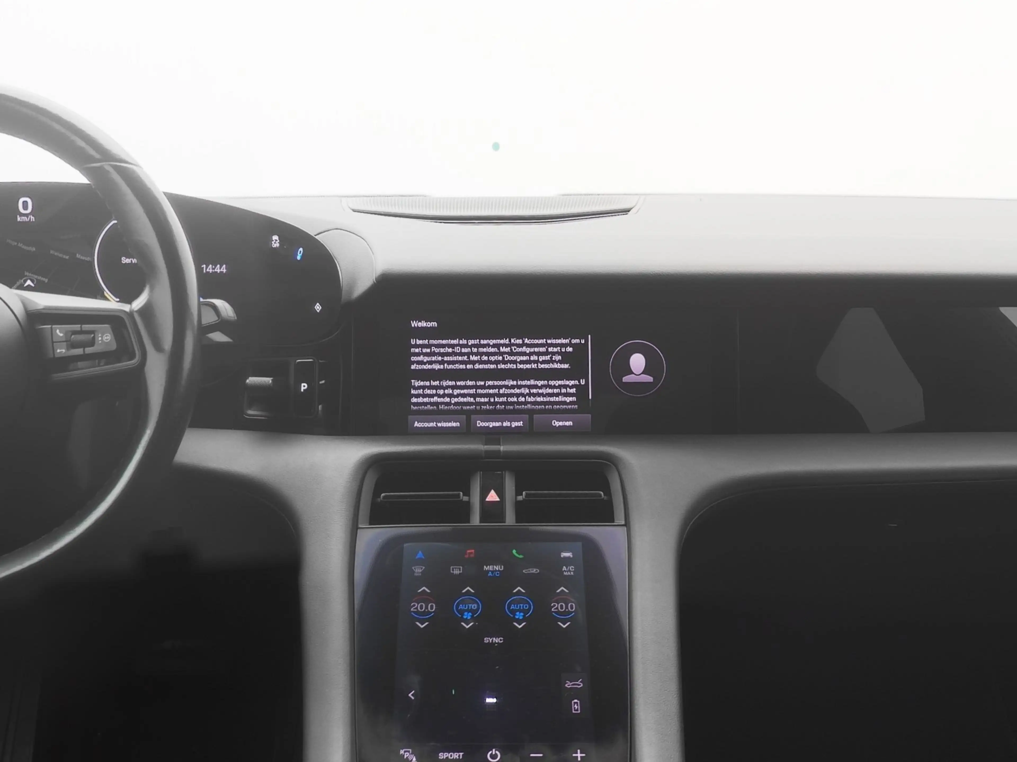 Porsche Taycan 79 kWh | CAMERA | LUCHTVERING | LEDER | KEYLESS — photo 9