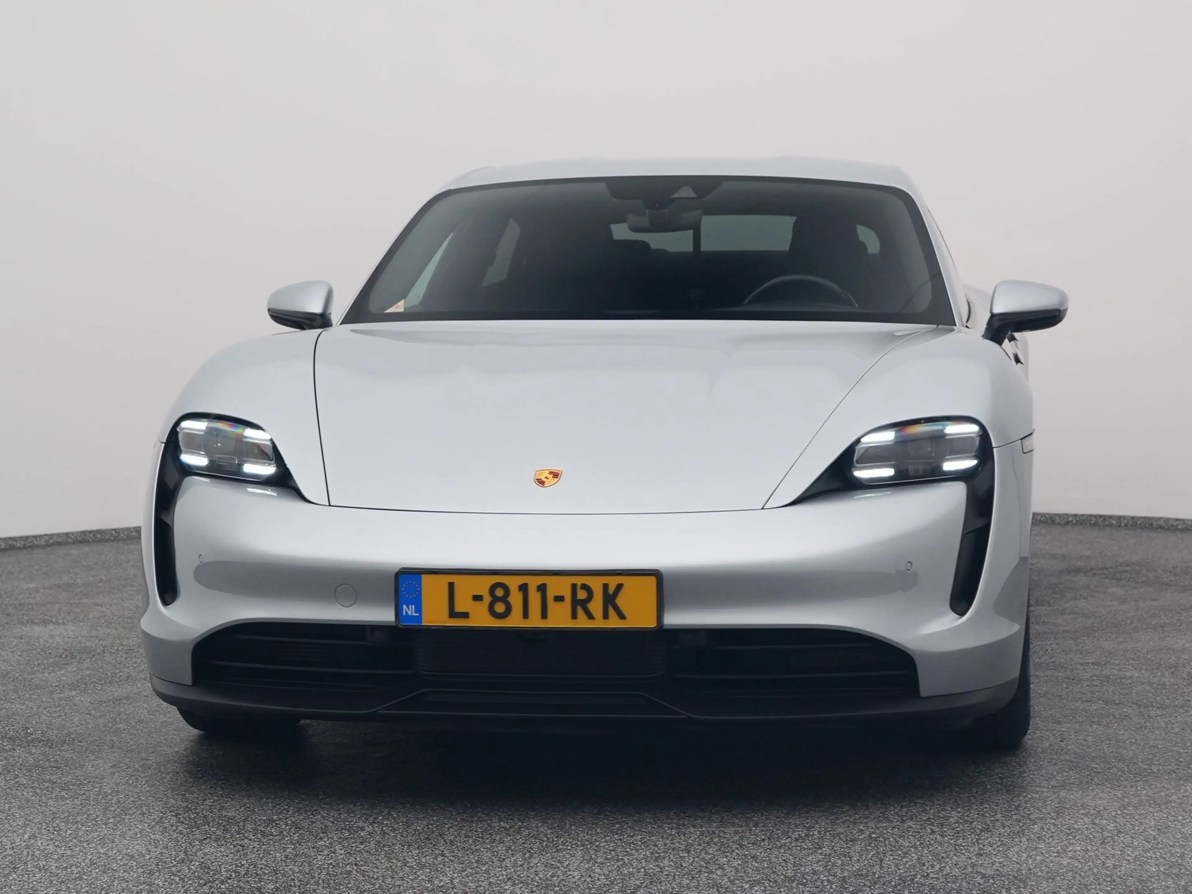 Porsche Taycan 79 kWh | CAMERA | LUCHTVERING | LEDER | KEYLESS — photo 10
