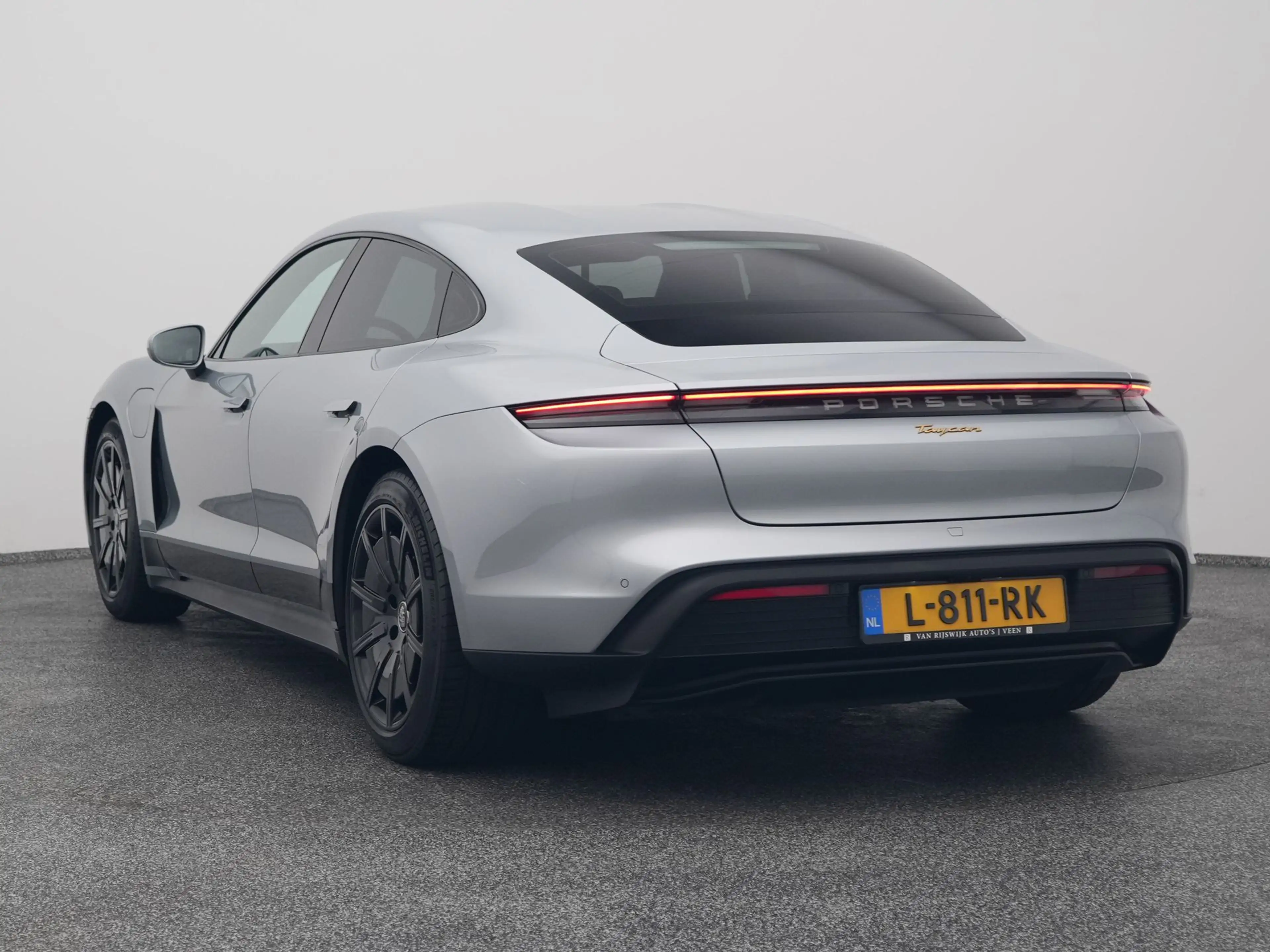 Porsche Taycan 79 kWh | CAMERA | LUCHTVERING | LEDER | KEYLESS — photo 6