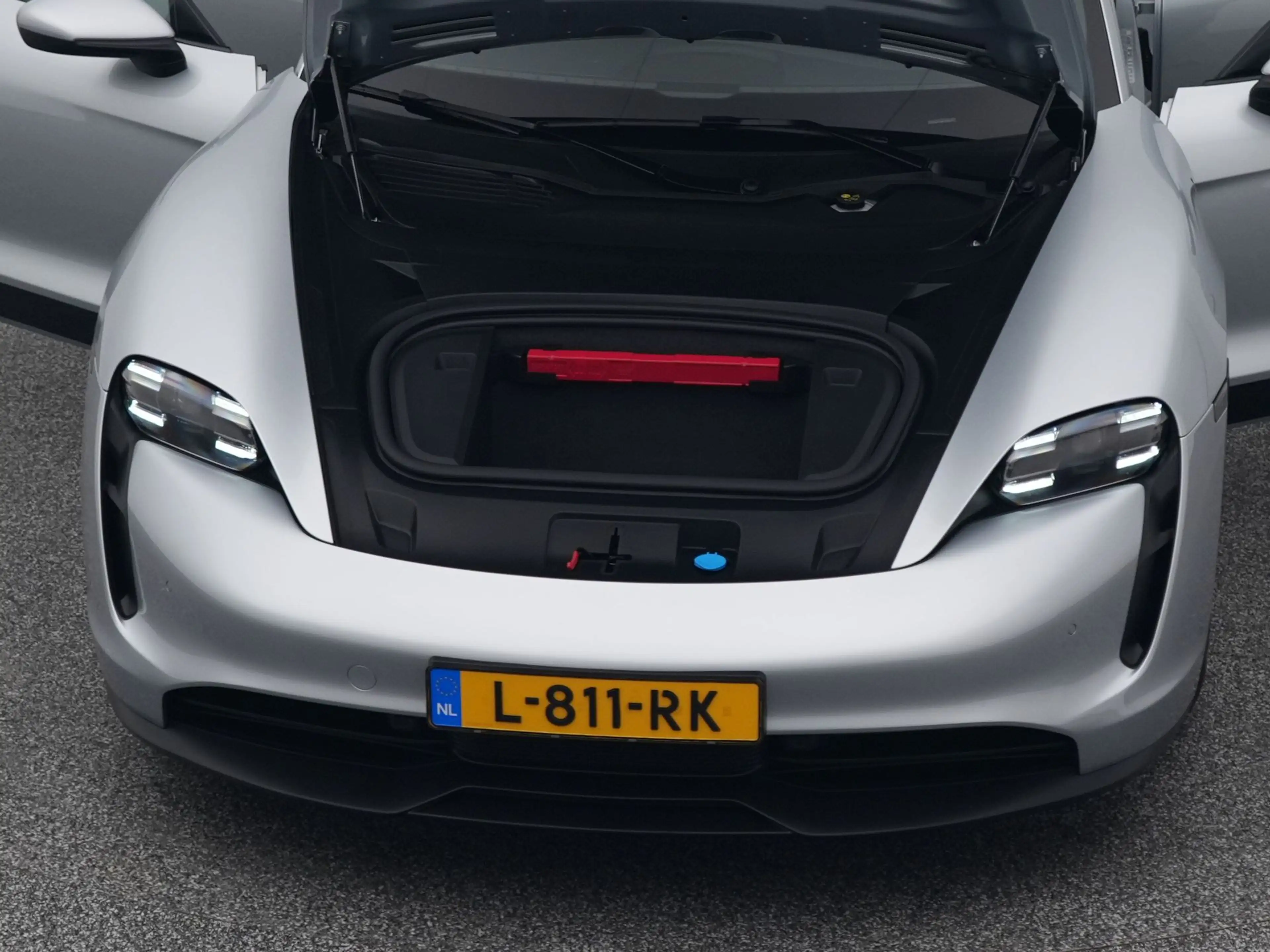 Porsche Taycan 79 kWh | CAMERA | LUCHTVERING | LEDER | KEYLESS — photo 32