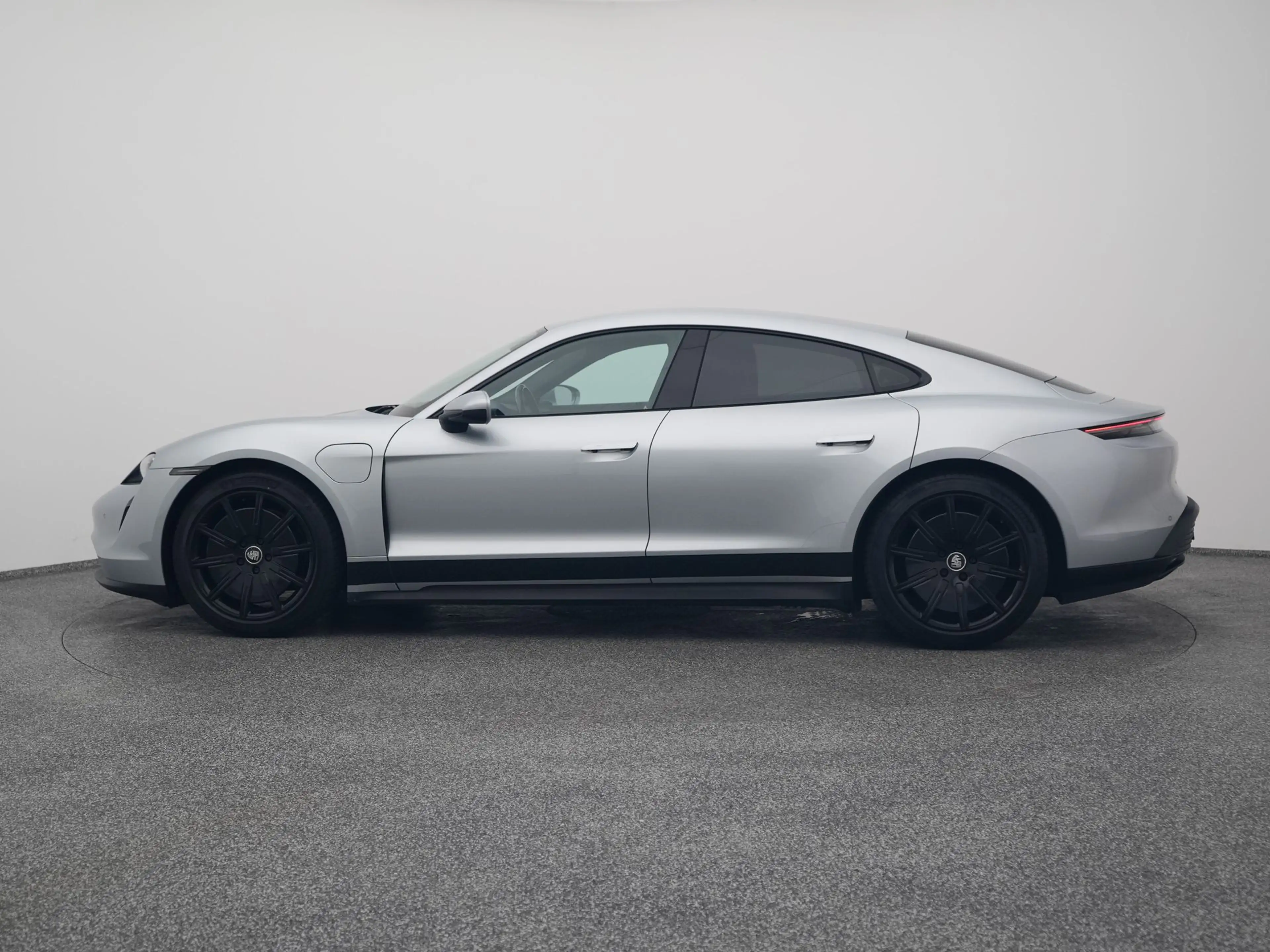 Porsche Taycan 79 kWh | CAMERA | LUCHTVERING | LEDER | KEYLESS — photo 14
