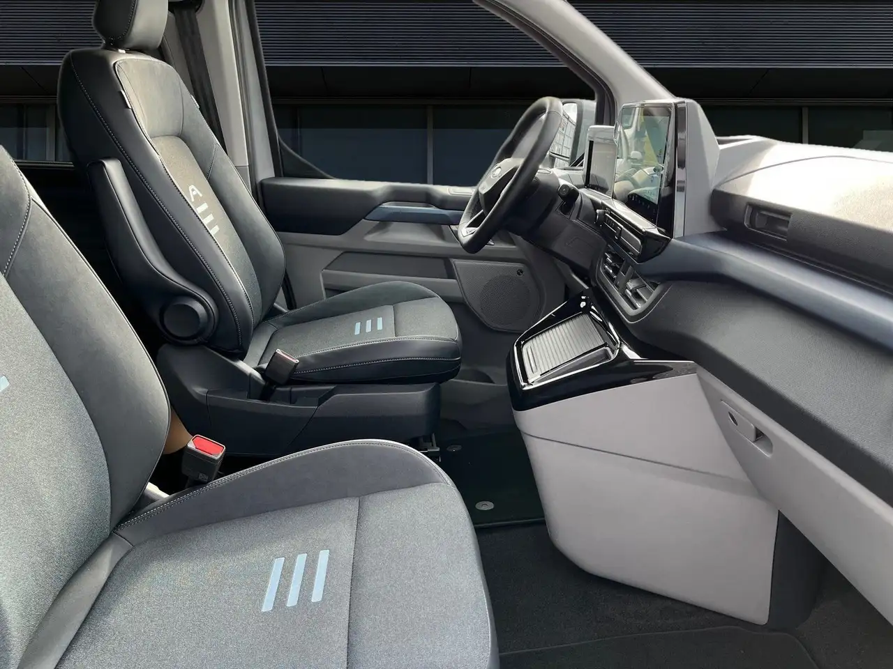 Ford Tourneo Custom Active L2 Aut. 4WD B&O*Matrix-LED 12