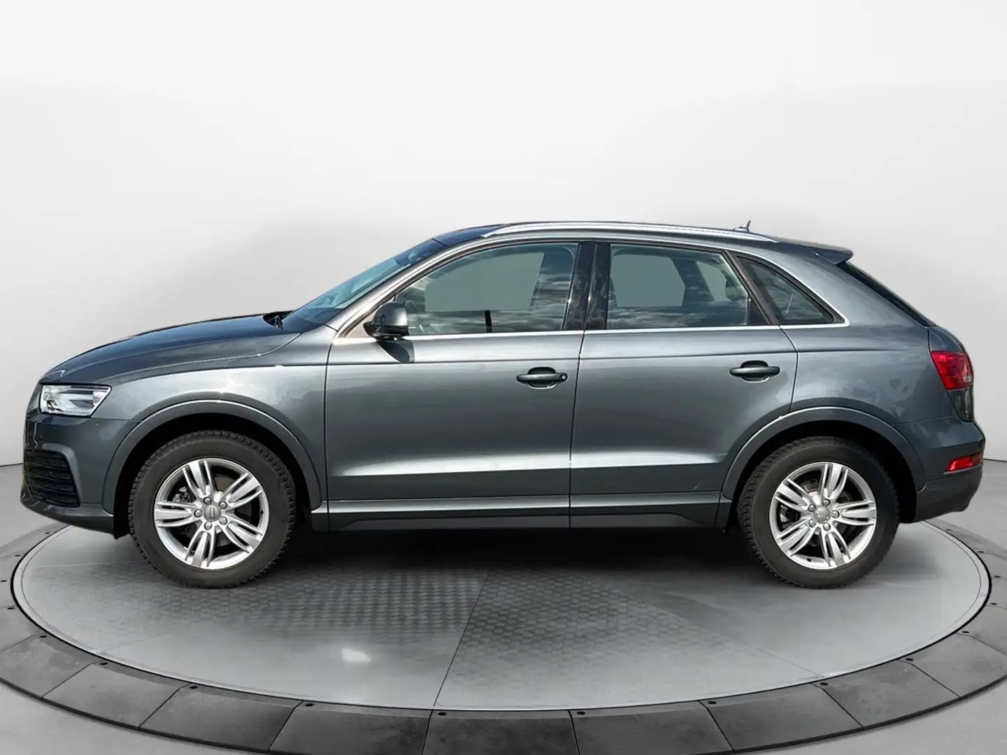 Audi Q3 1.4 TFSI sport XENON*NAVI*KAM*SZHG*DAB Gris - 2