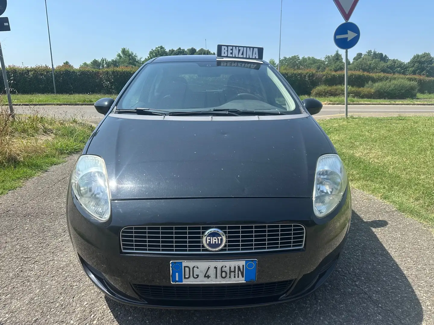 Fiat Grande Punto 5porte 1.2 benzina 65cv km 111000 Nero - 1