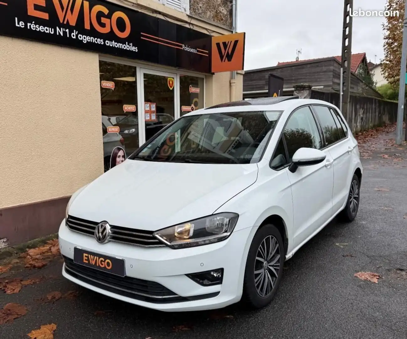 Volkswagen Golf Sportsvan 1.4 TSI 125 BLUEMOTION ALLSTAR DSG TOIT OUVRANT PANORAMIQUE-CARPLAY Blanc - 1