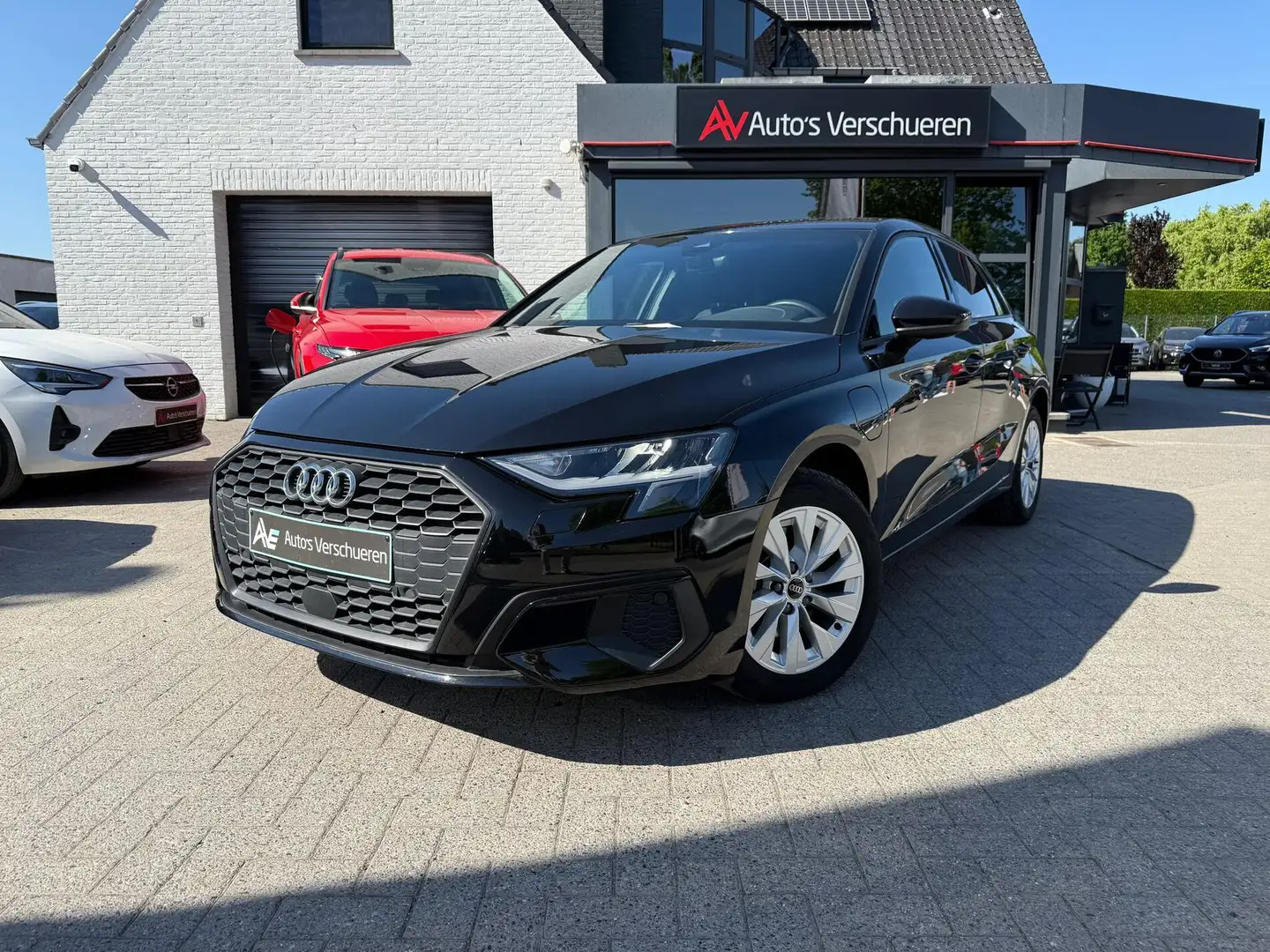 Audi A3 Sportback 40 TFSIe Attraction ** Virtual | Navi... Zwart - 2