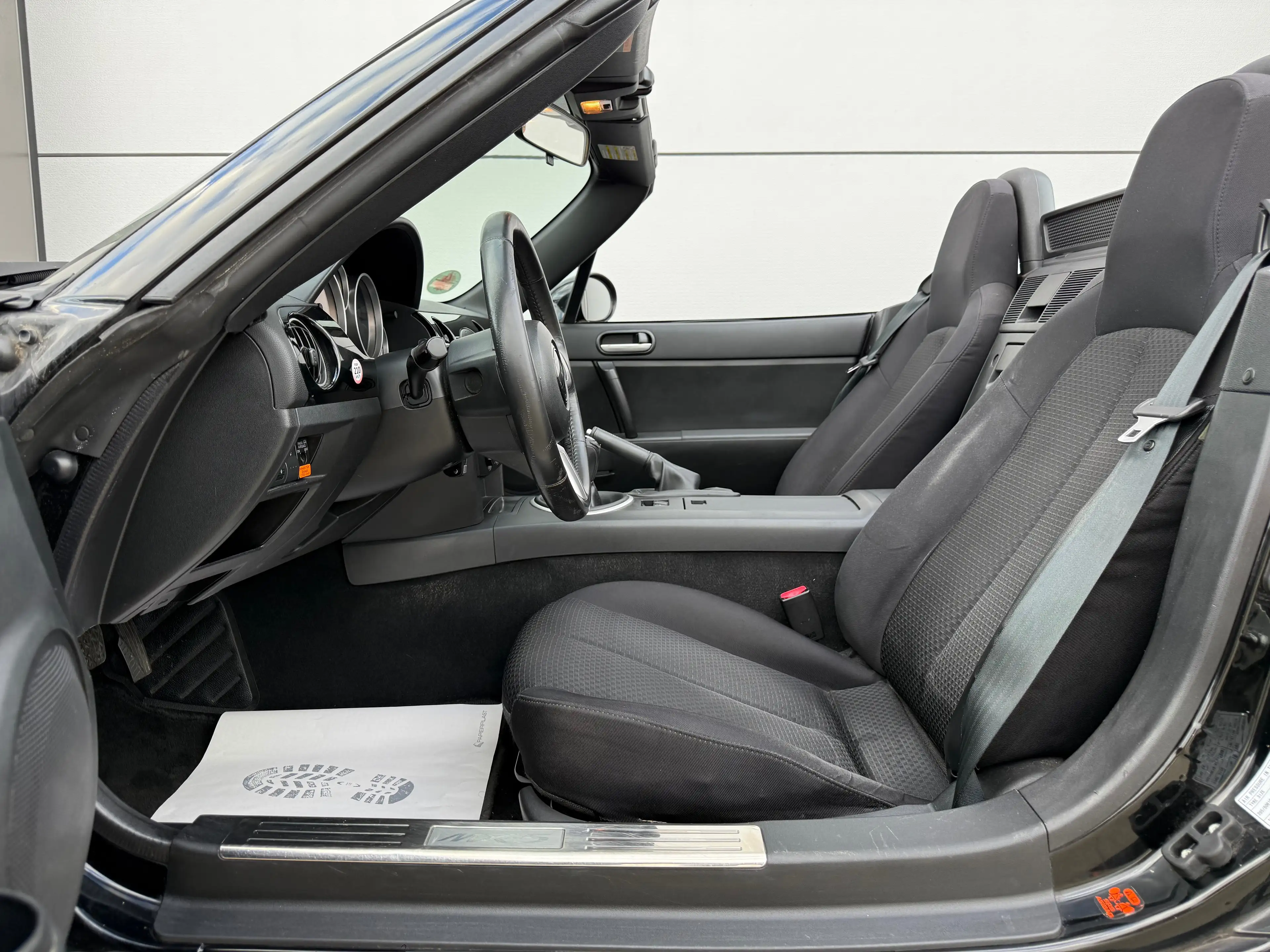 Mazda MX-5 1.8 Energy Cabrio / Kundendienst Neu / TÜV Neu — photo 6