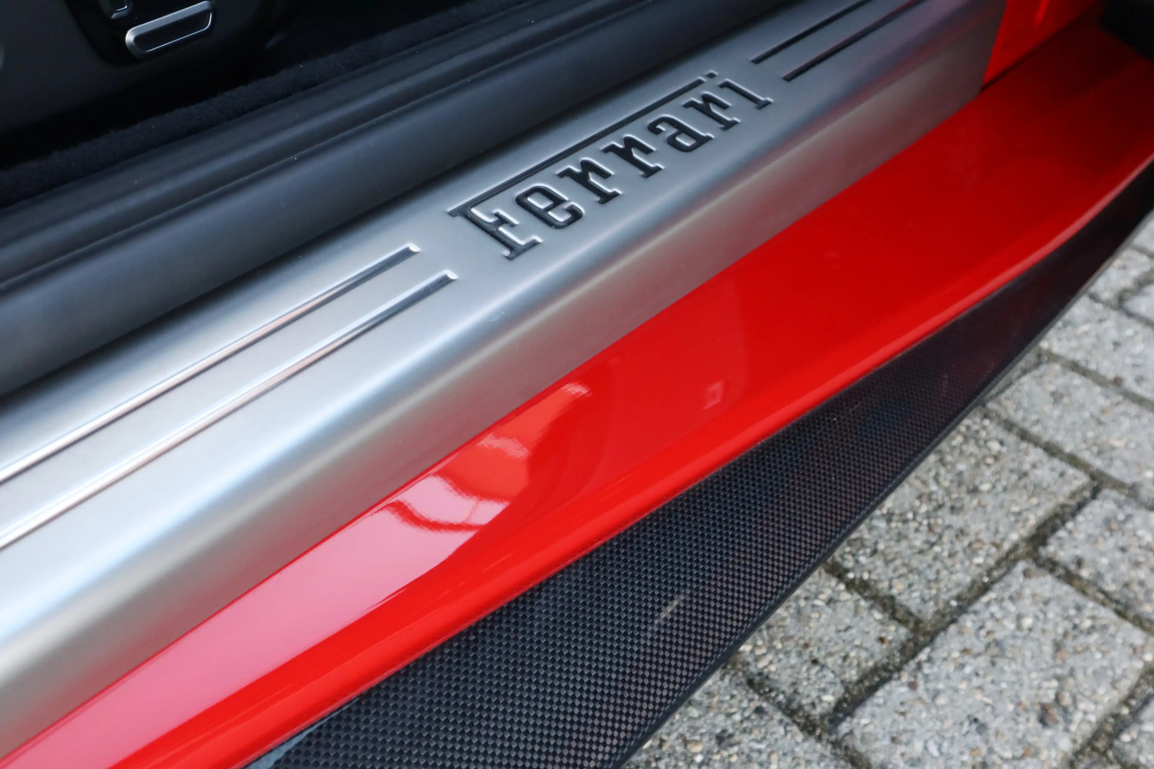 Ferrari Portofino 3.9 V8 HELE | Carbon in/ex, Passenger display, JBL — photo 22