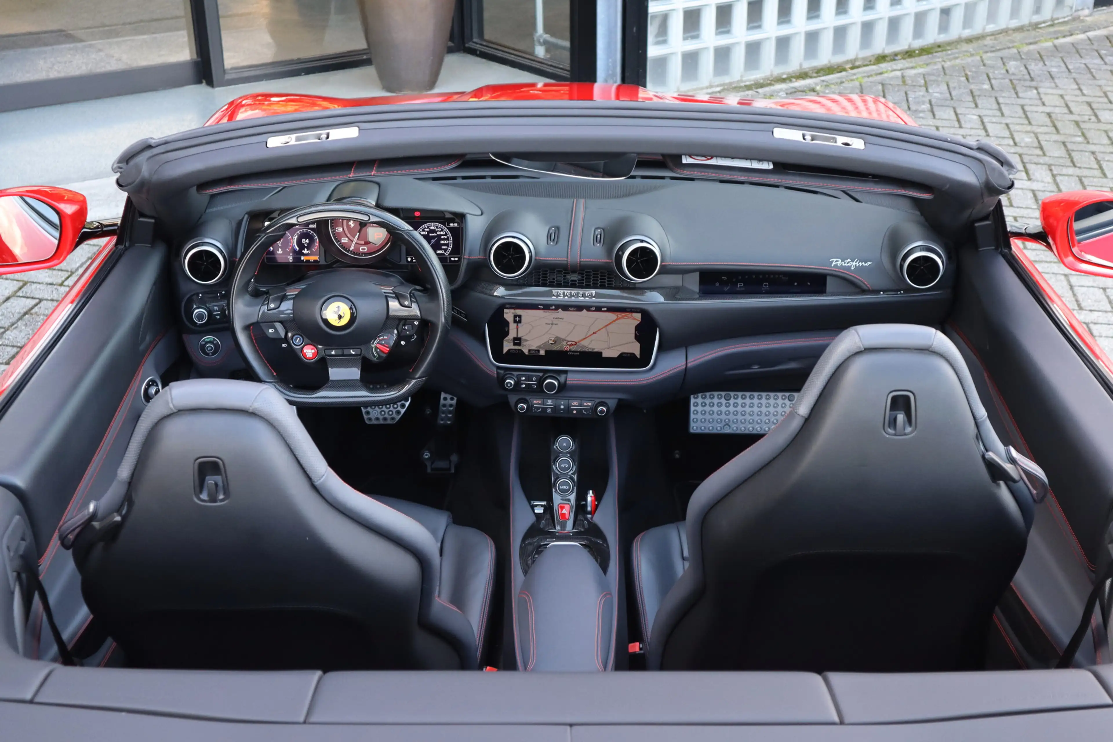 Ferrari Portofino 3.9 V8 HELE | Carbon in/ex, Passenger display, JBL — photo 24