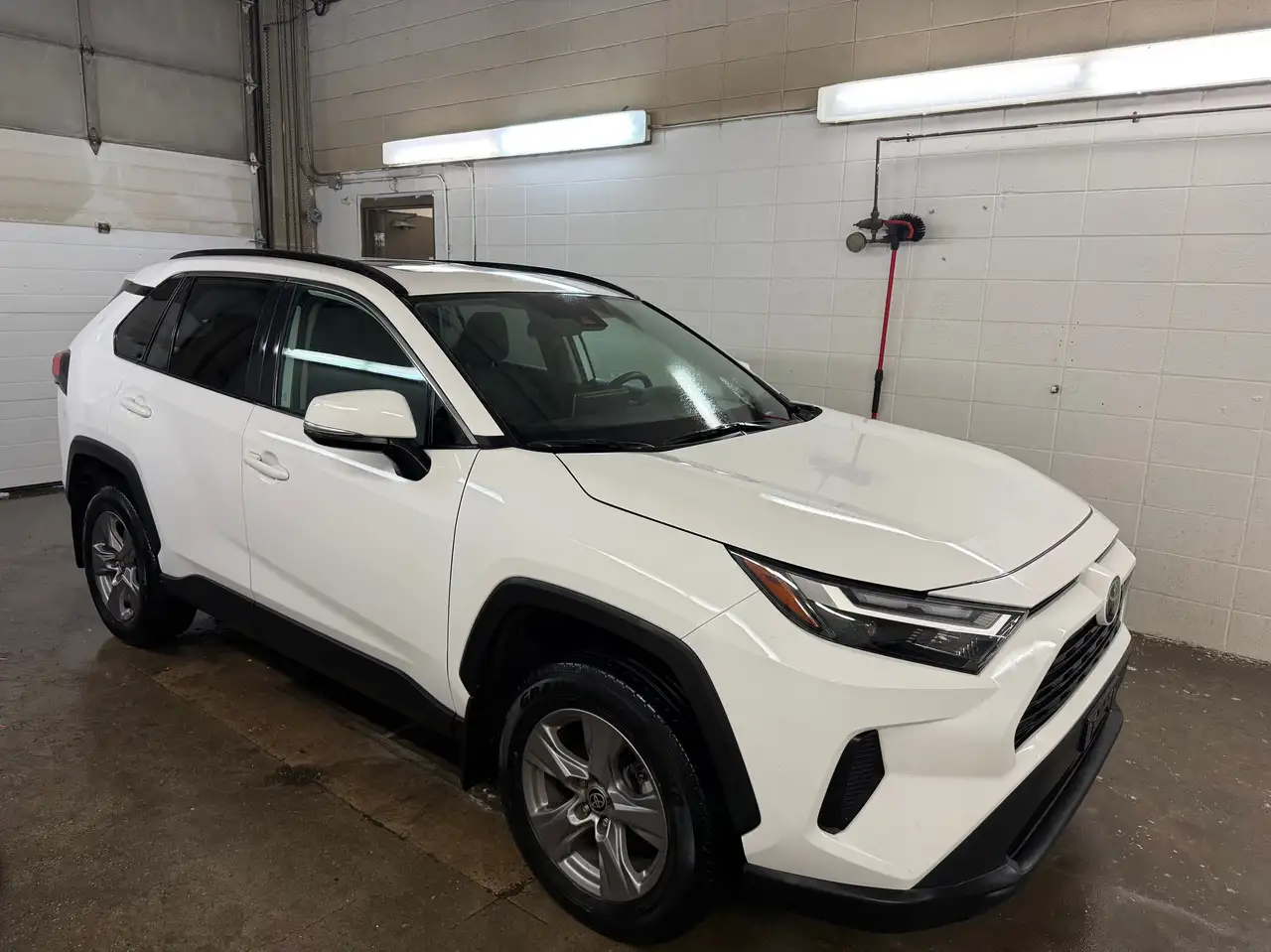 Toyota RAV 4 снимка Toyota RAV 4
