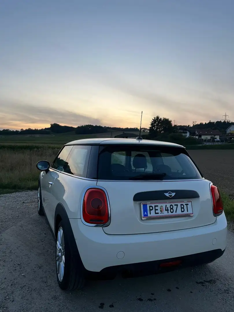 MINI One Hatch First - 2