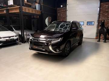 2.0I 200 PHEV 4WD