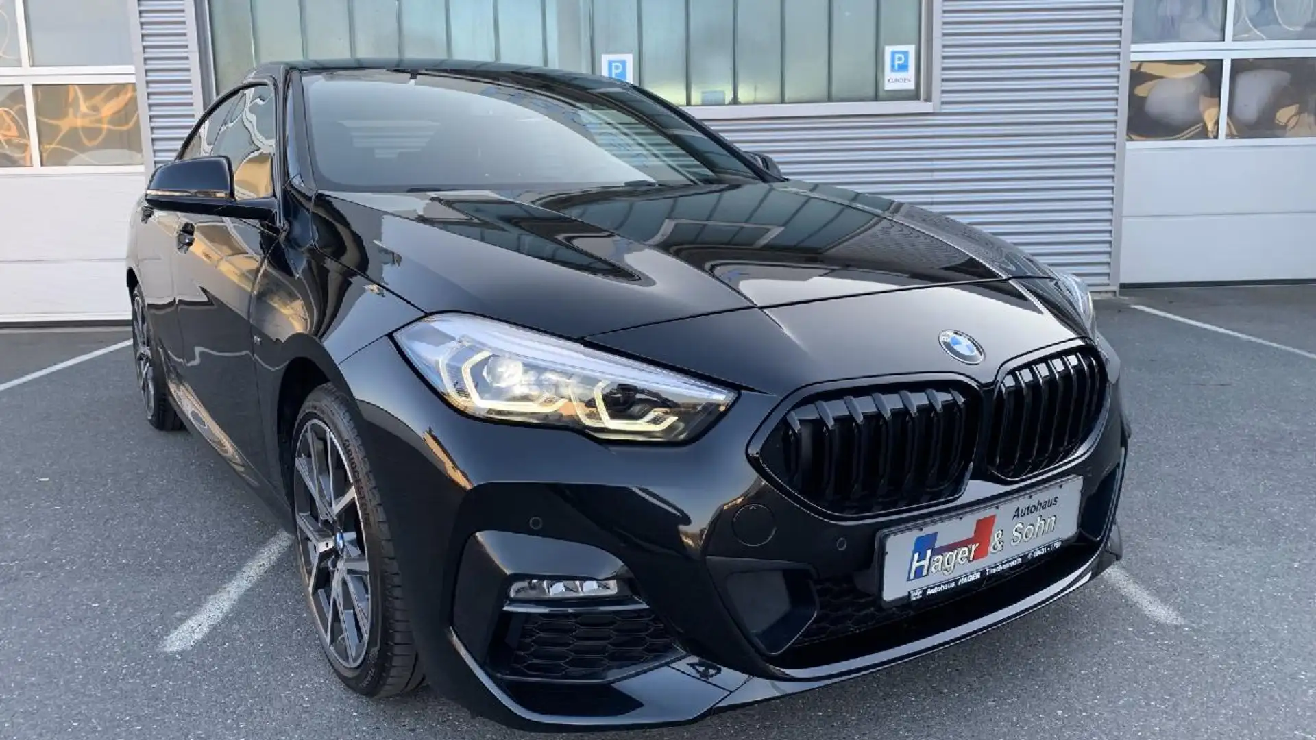 BMW 218 218 i M Sport Schwarz - 1