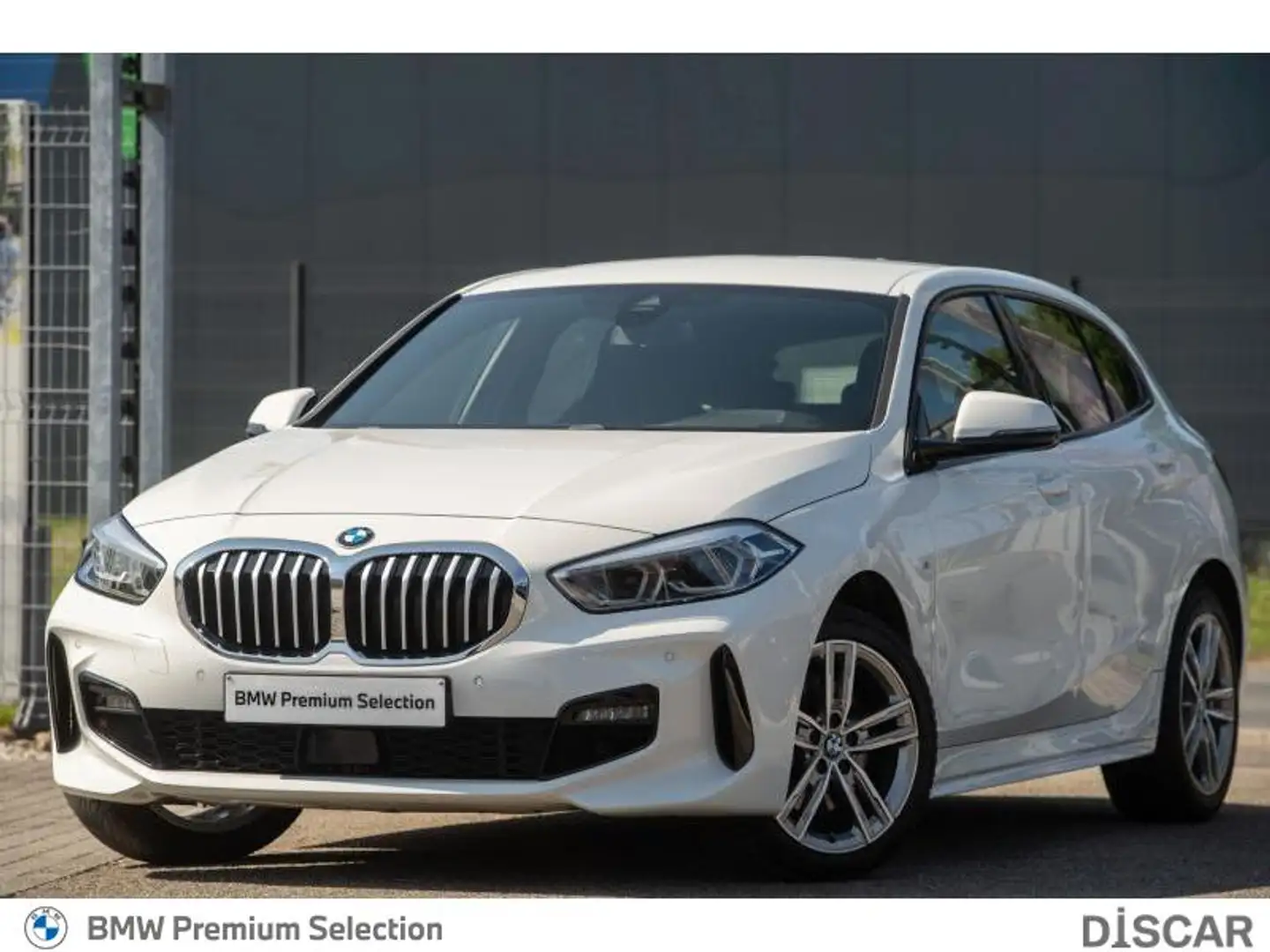 BMW 118 Kit M Sport BMW 118i Kit M Sport Blanc - 1
