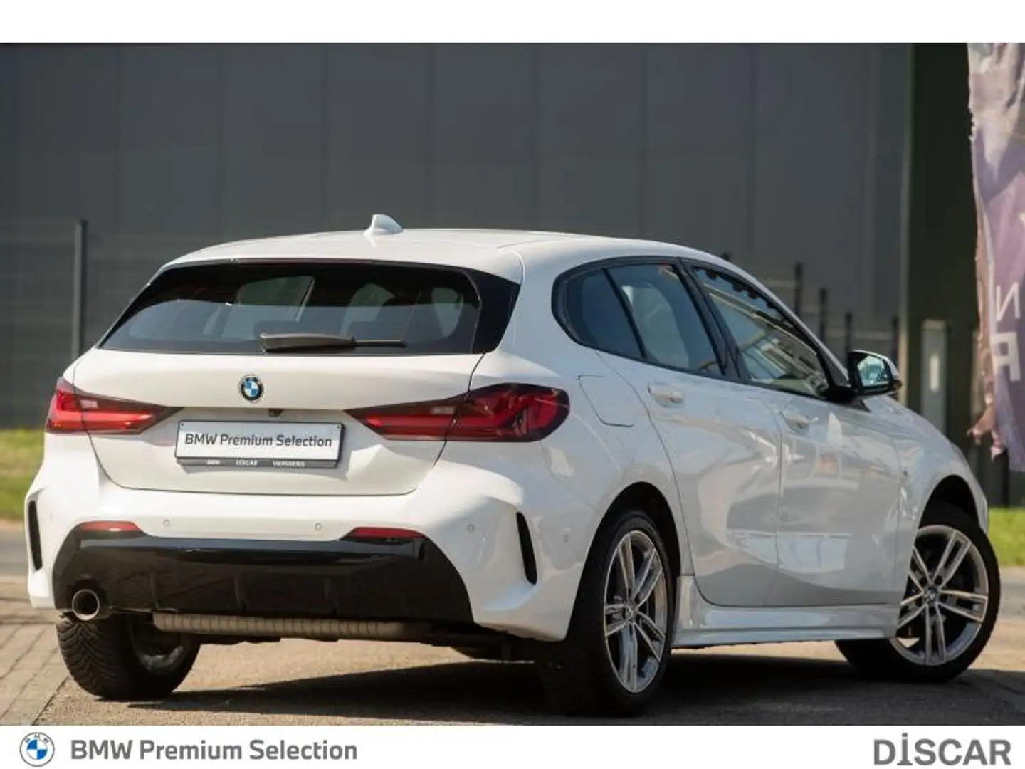 BMW 118 Kit M Sport BMW 118i Kit M Sport Blanc - 2
