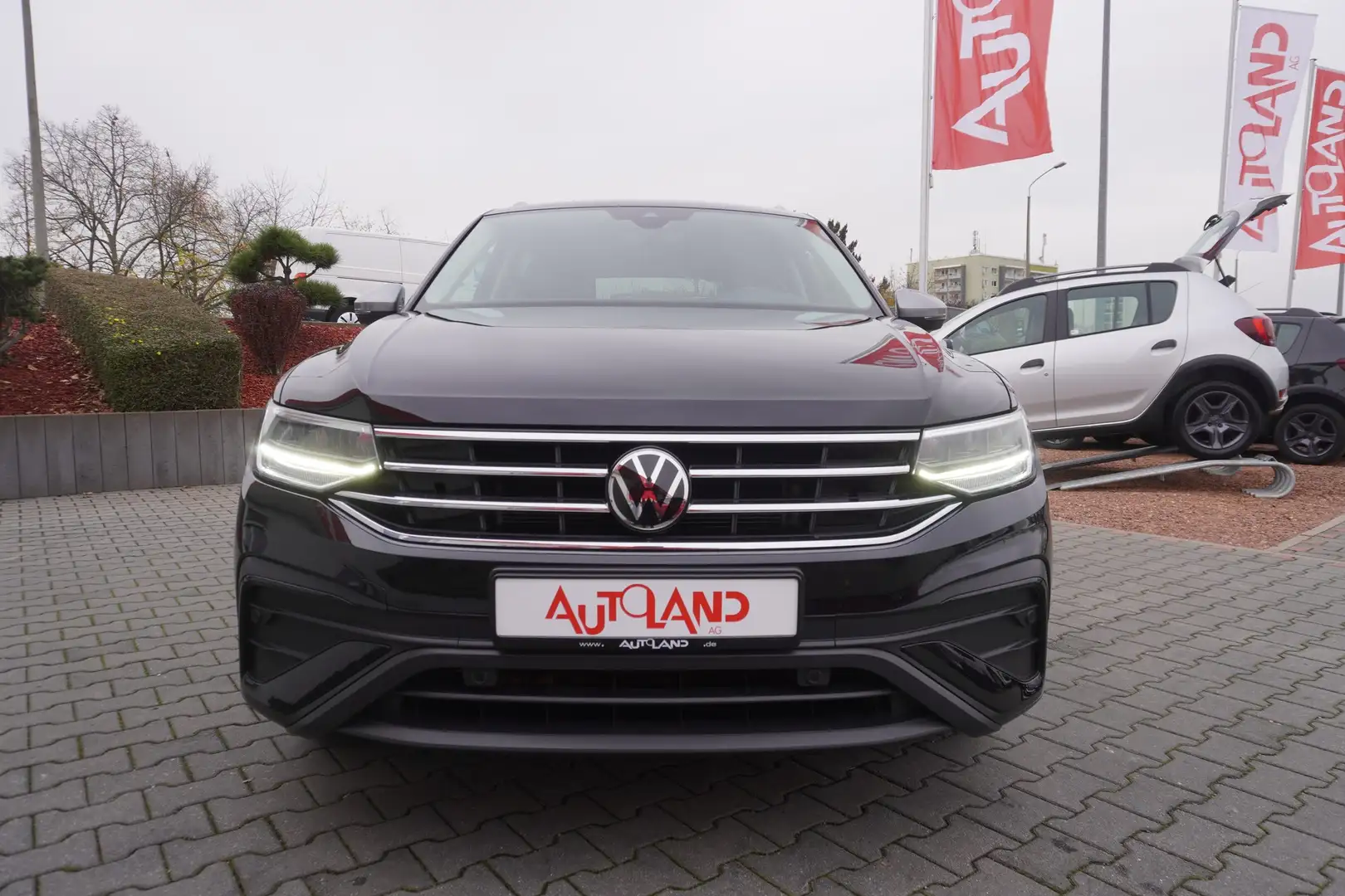 Volkswagen Tiguan Allspace 1.5 16V TSI Highline LED Navi AHK Noir - 2