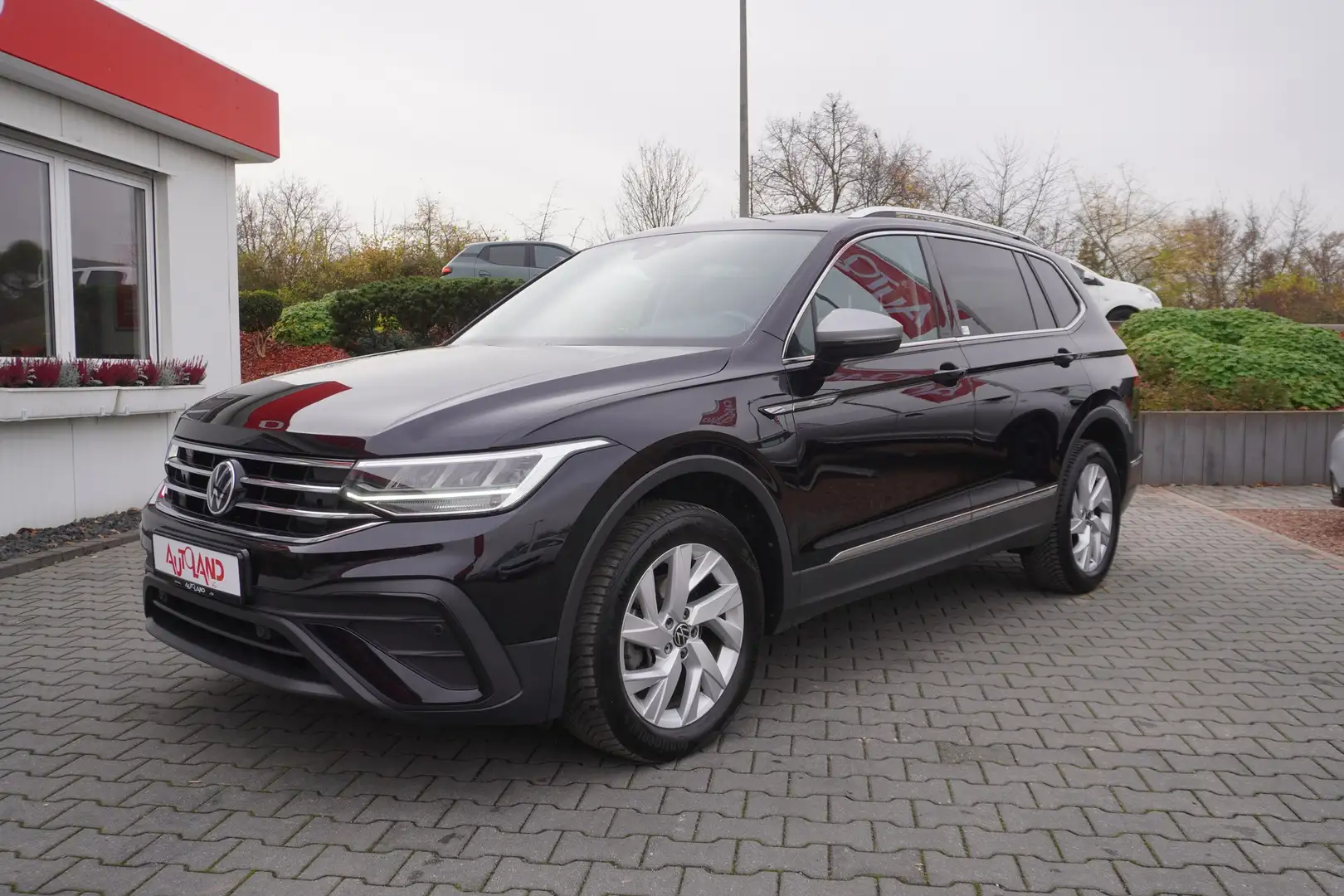 Volkswagen Tiguan Allspace 1.5 16V TSI Highline LED Navi AHK Noir - 1