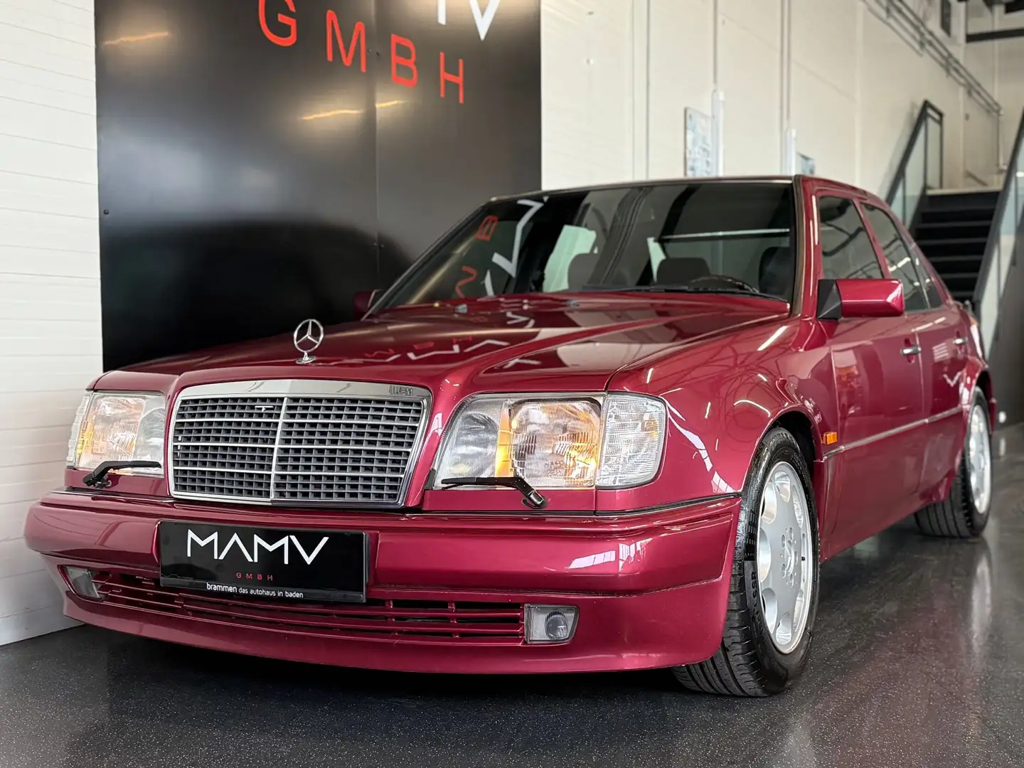 Mercedes-Benz 500 E Aut. *122tkm* Orig. Zustand Rot - 1