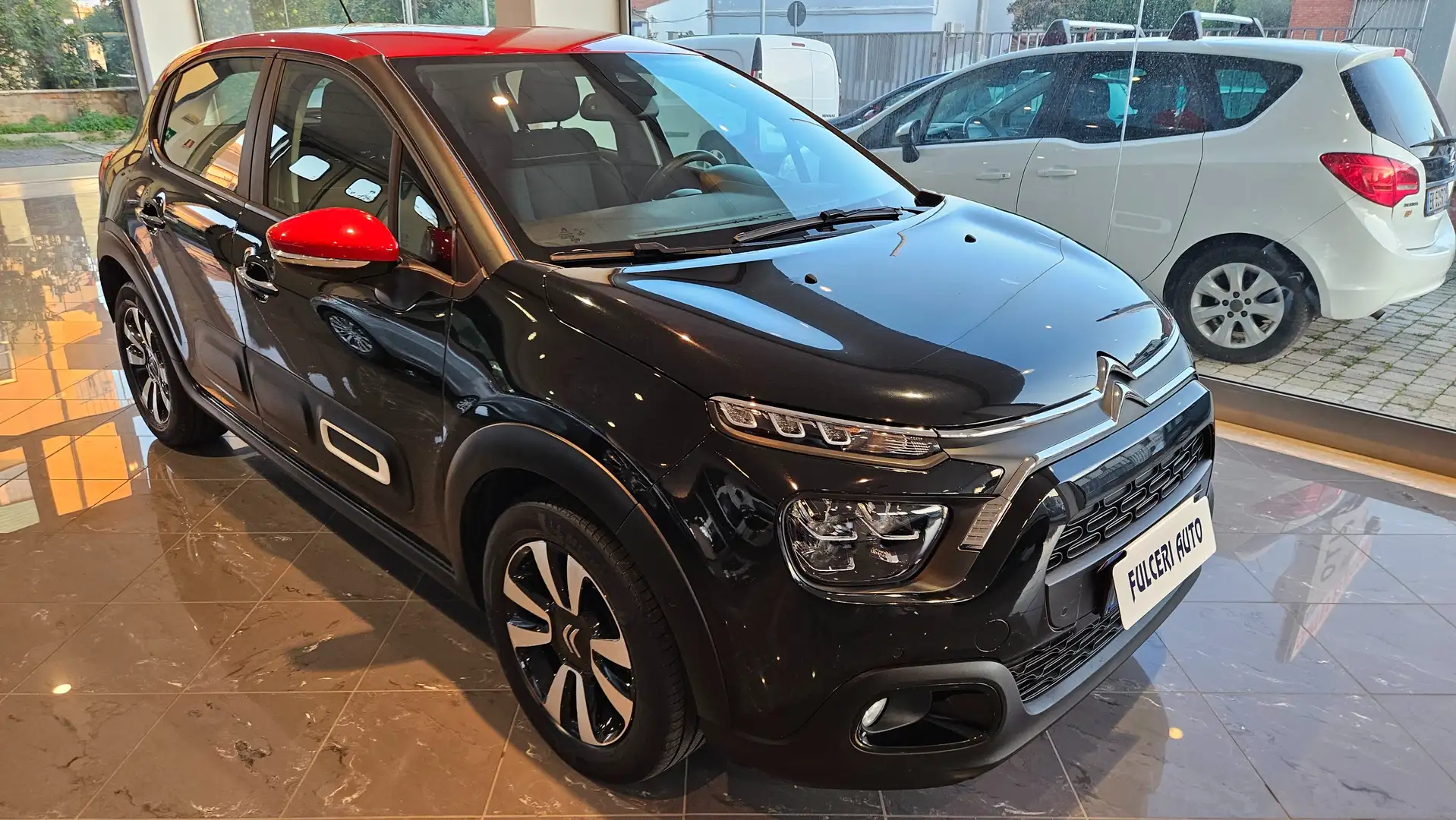 Citroen C3 C3 III 2017 1.2 puretech Shine Pack s Nero - 1
