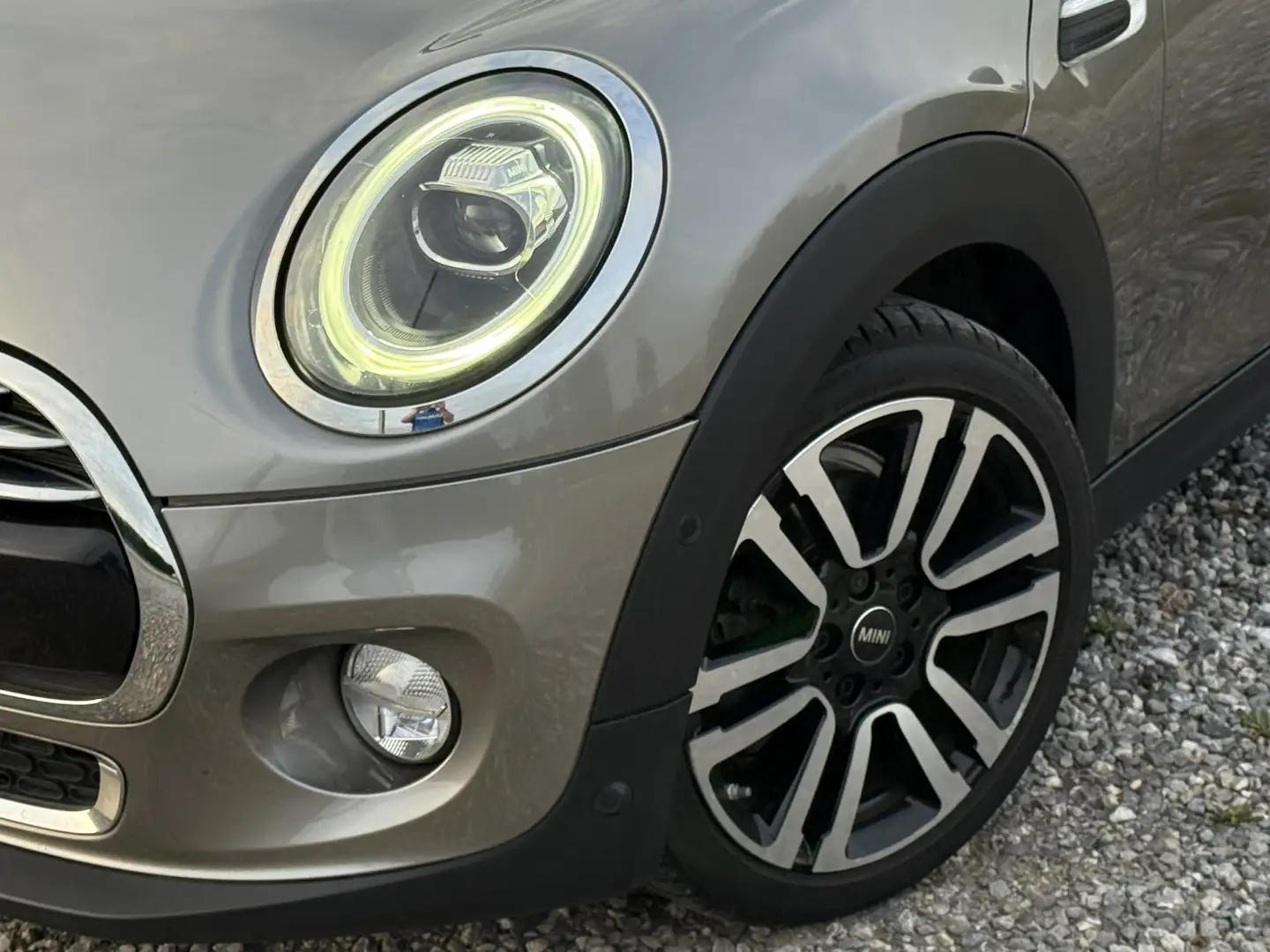 MINI Cooper 1.5  🇬🇧* Caméra * GPS * Garantie * Clim * Gris - 2