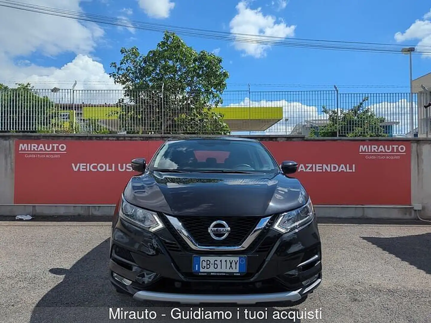 Nissan Qashqai 2ª serie Qashqai 1.3 DIG-T 140 CV N-Motion Start Zwart - 2