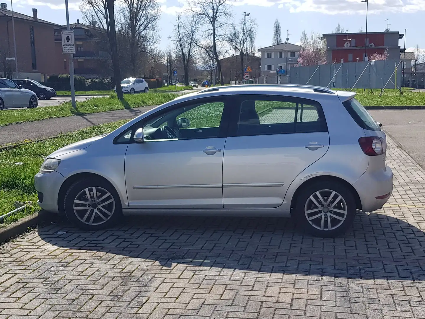 Volkswagen Golf Plus Golf VI 2008 Plus 2.0 tdi Highline 140cv Grigio - 1