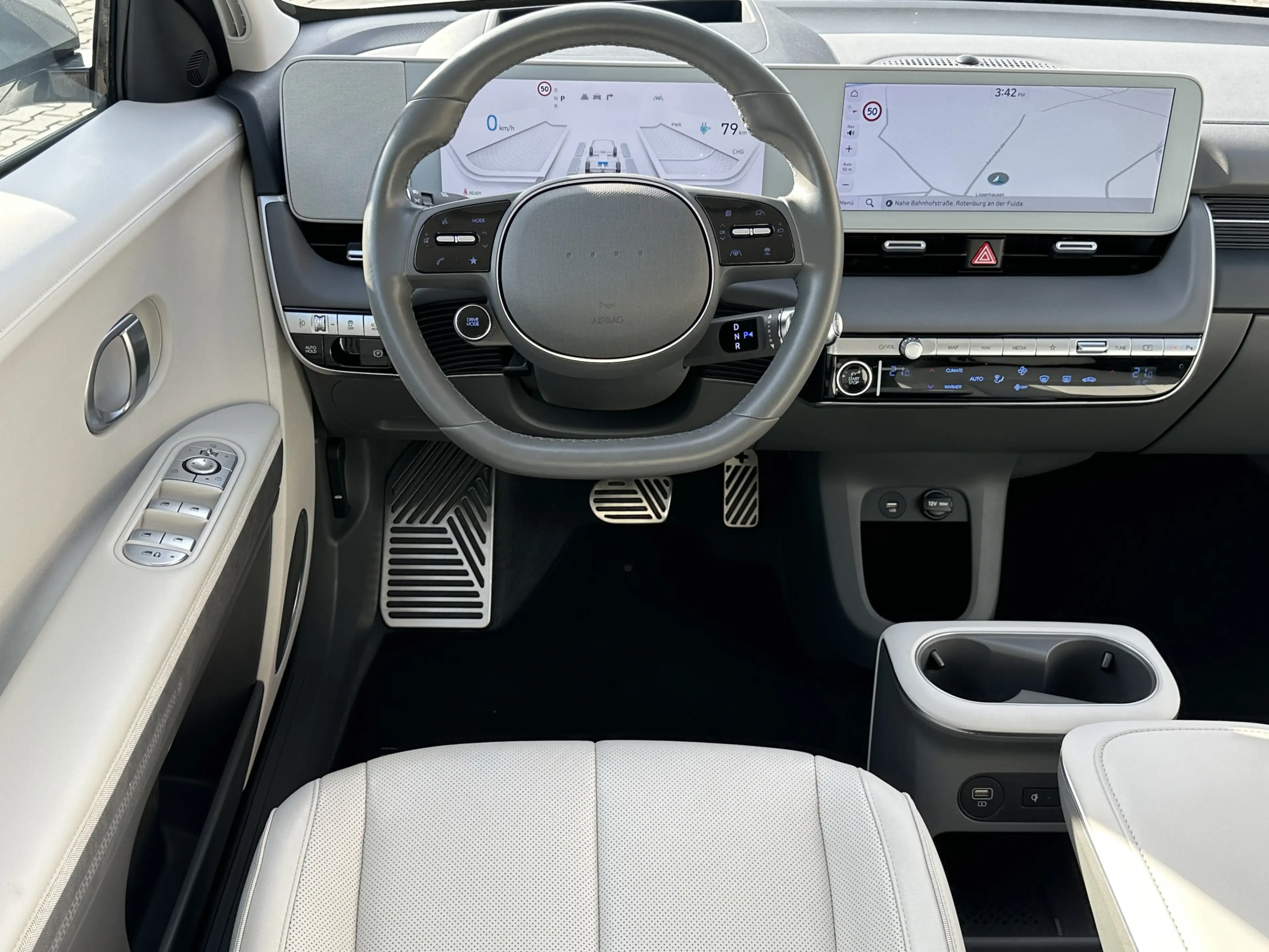 Hyundai IONIQ 5 Uniq 4WD PIXEL HUD BOSE 4xSHZ 360° 77,4KWh — photo 15